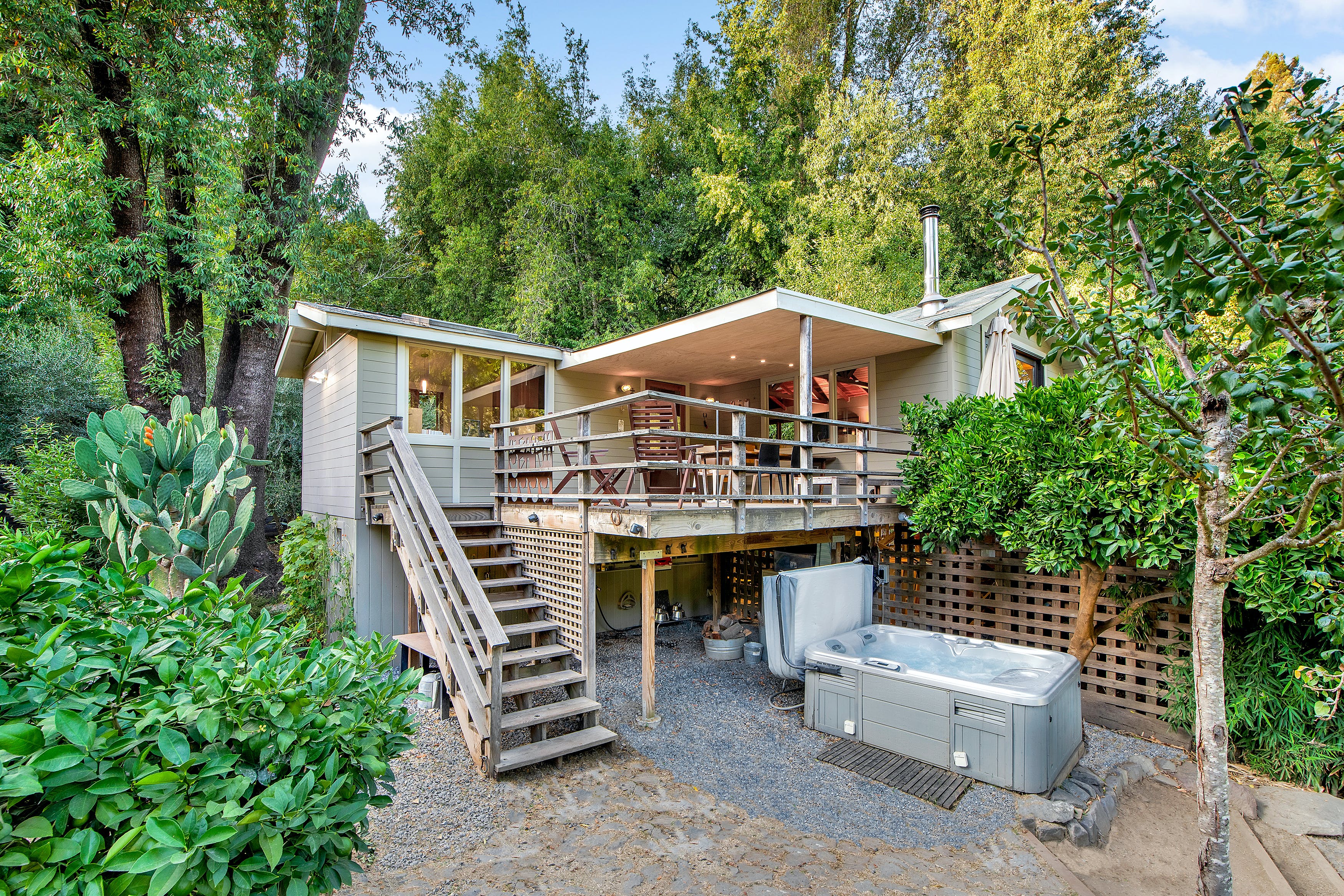 Casa Zinfandel Forestville: Luxury 1-Bedroom Villa with Hot Tub and Lake Access, Sonoma Valley