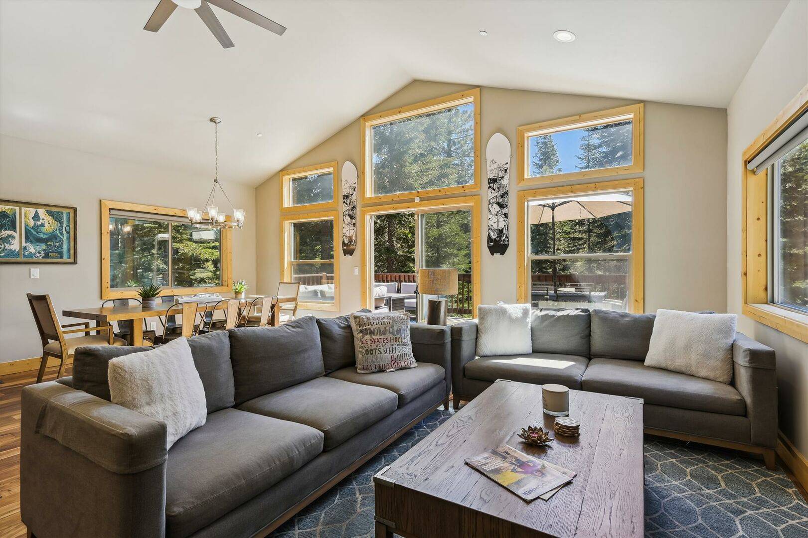 Chalet Martis Truckee: Ski Chalet Rental with Hot Tub and Pool, 3 Bedrooms, Truckee Lake Tahoe