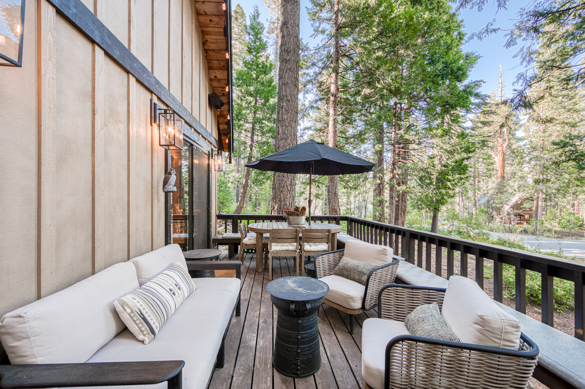 Chalet Tallac Tahoe: Luxury 3-Bedroom Villa with Pool and Lake Access, West Tahoe