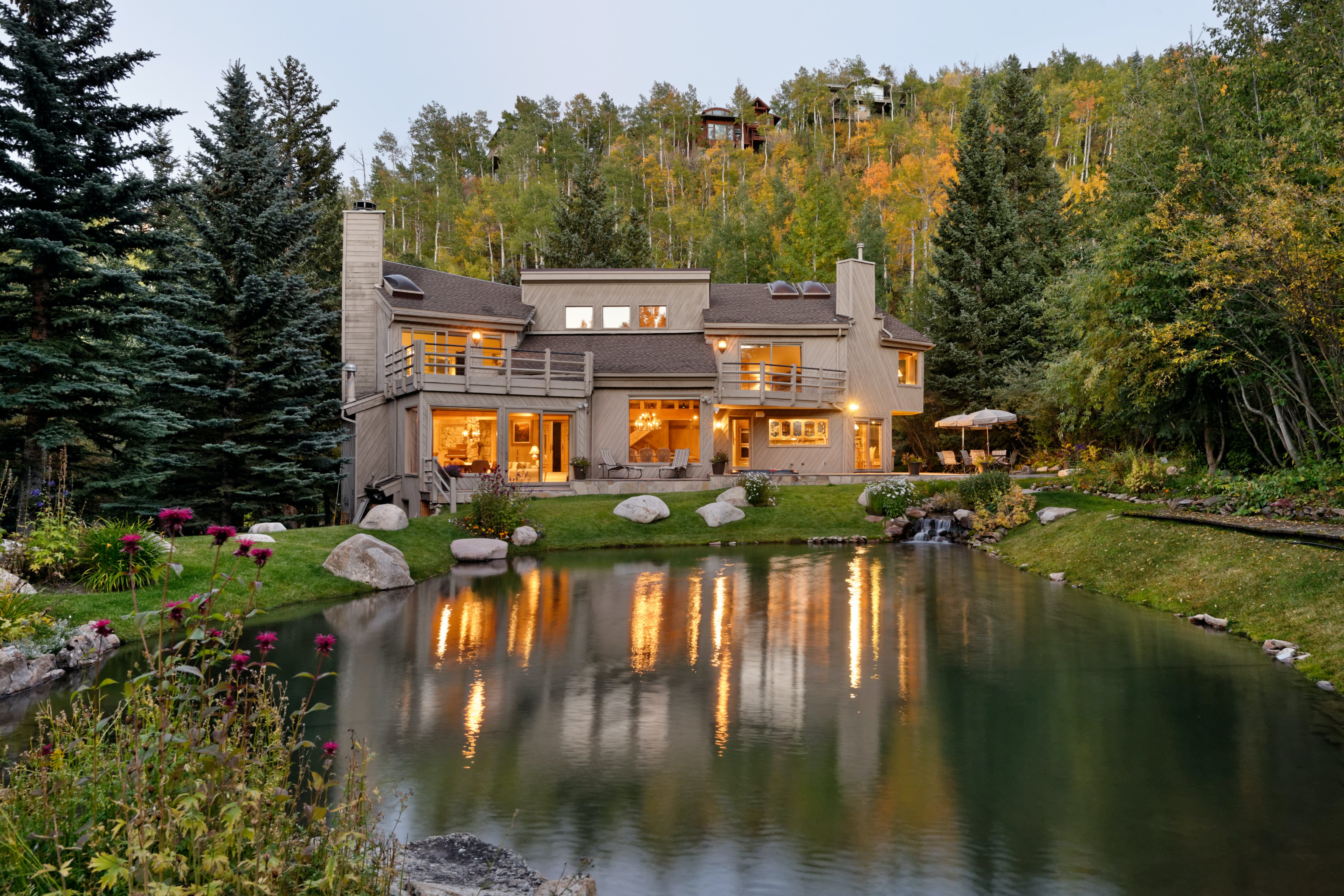 Chalet Ute Snowmass: 6-Bedroom Ski Chalet with Hot Tub, Snowmass