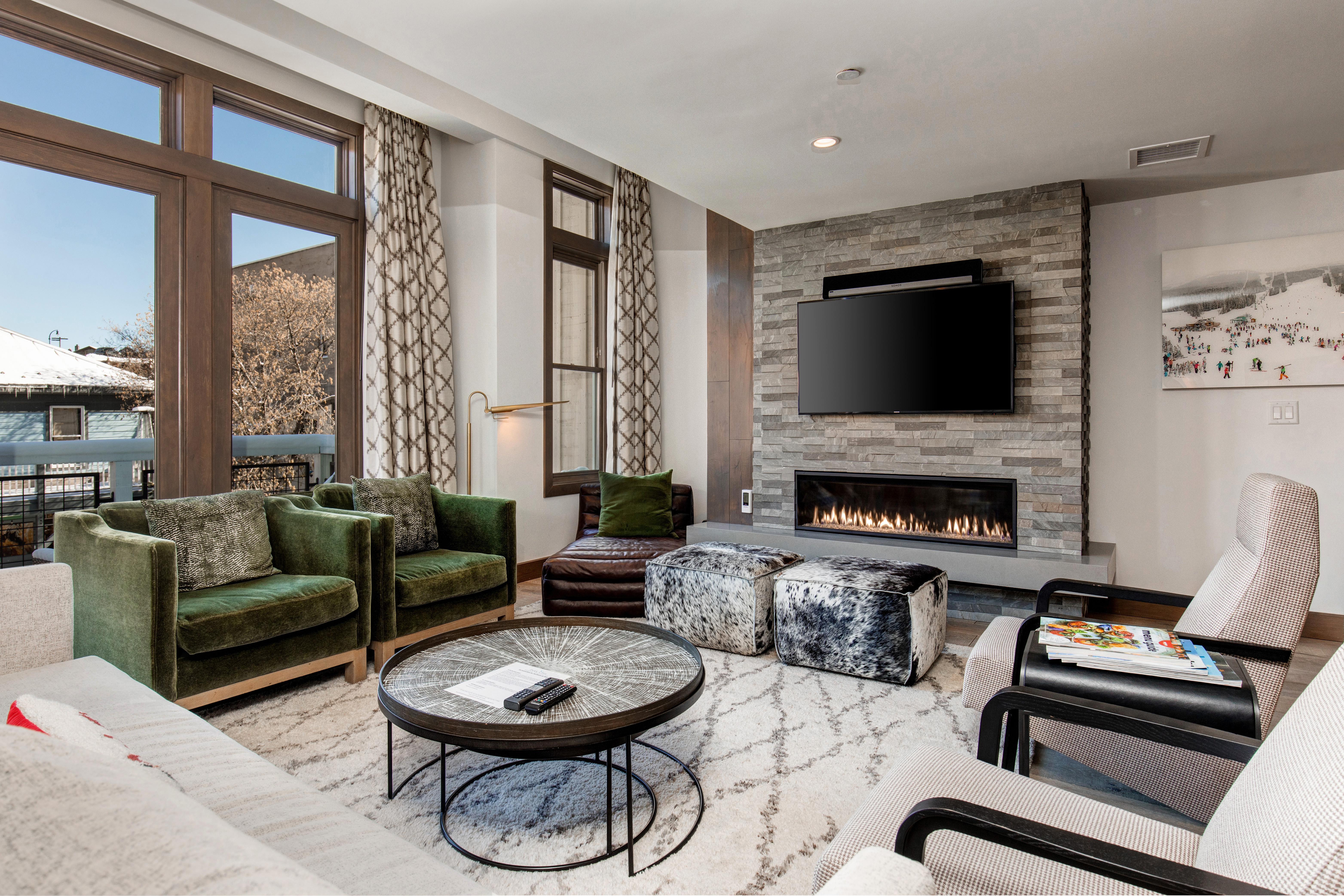 Villa Maestrale Jeremy Ranch Park City: 5-Bedroom Luxury Ski Chalet with Hot Tub, Park City