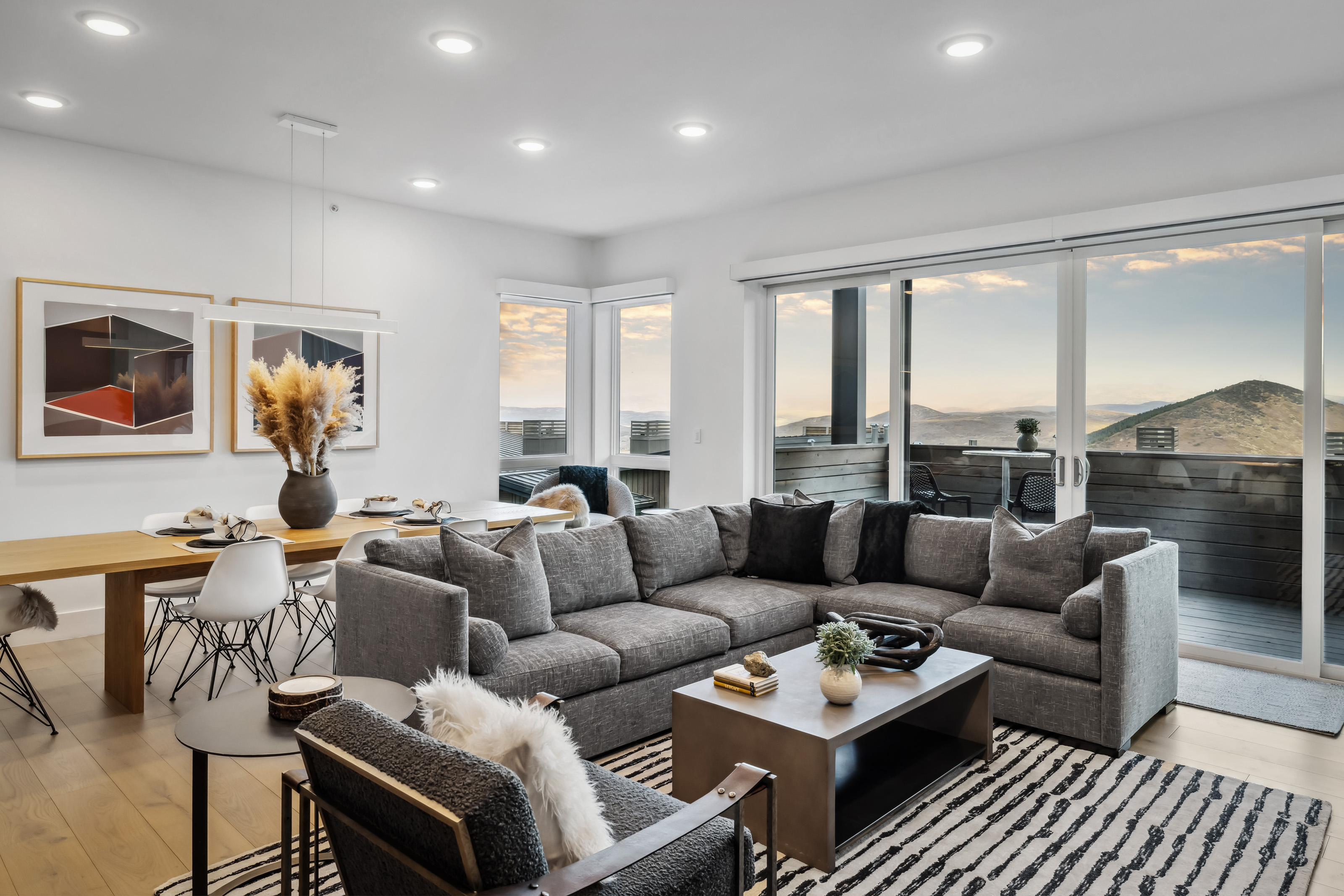 Villa Aurore McPolin Park City-731733: Luxury 4-Bedroom Apartment with Hot Tub and Sauna, Park City