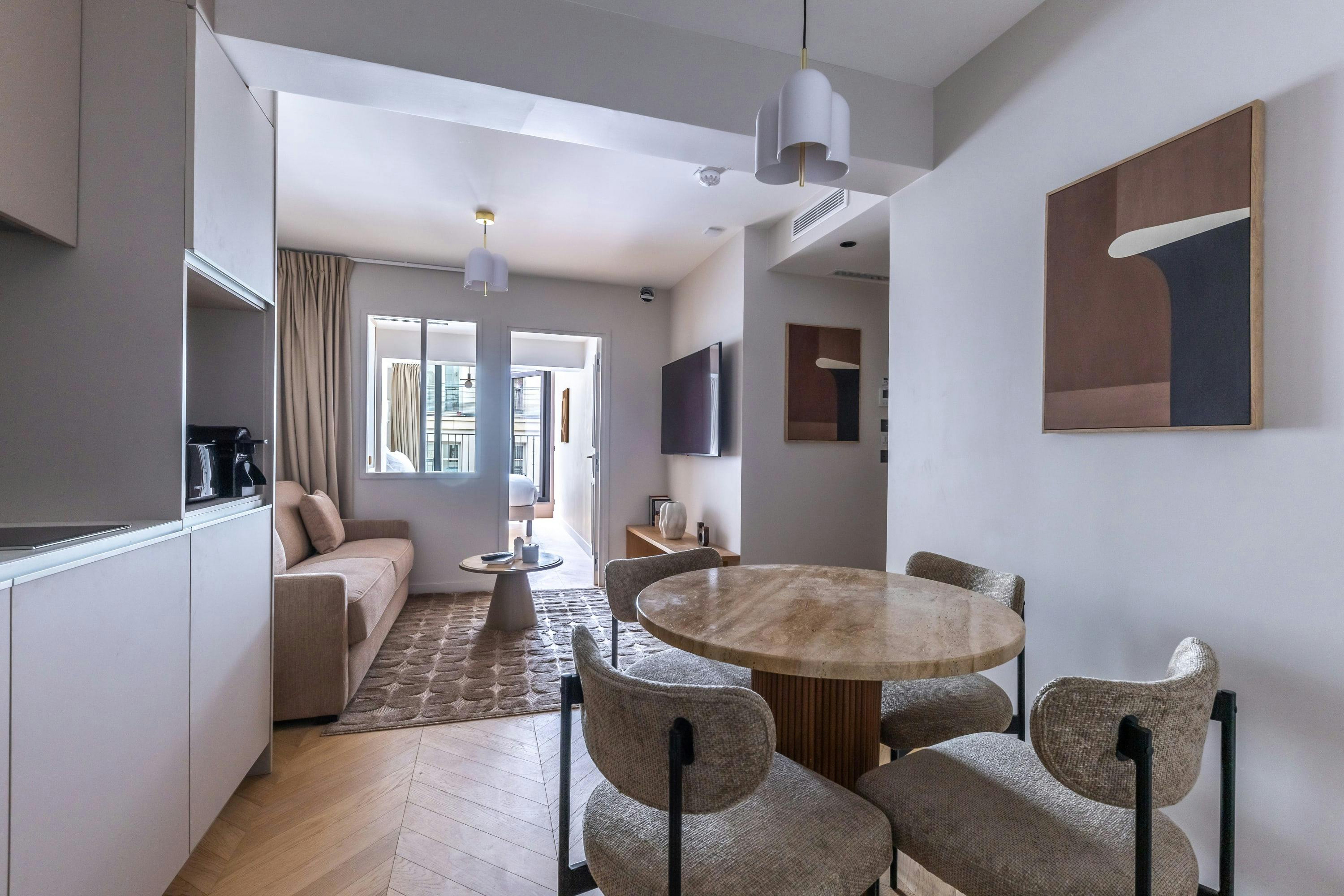 Château Bellini Opéra: Chic 1-Bedroom Apartment Rental with Air Conditioning in Opéra Paris
