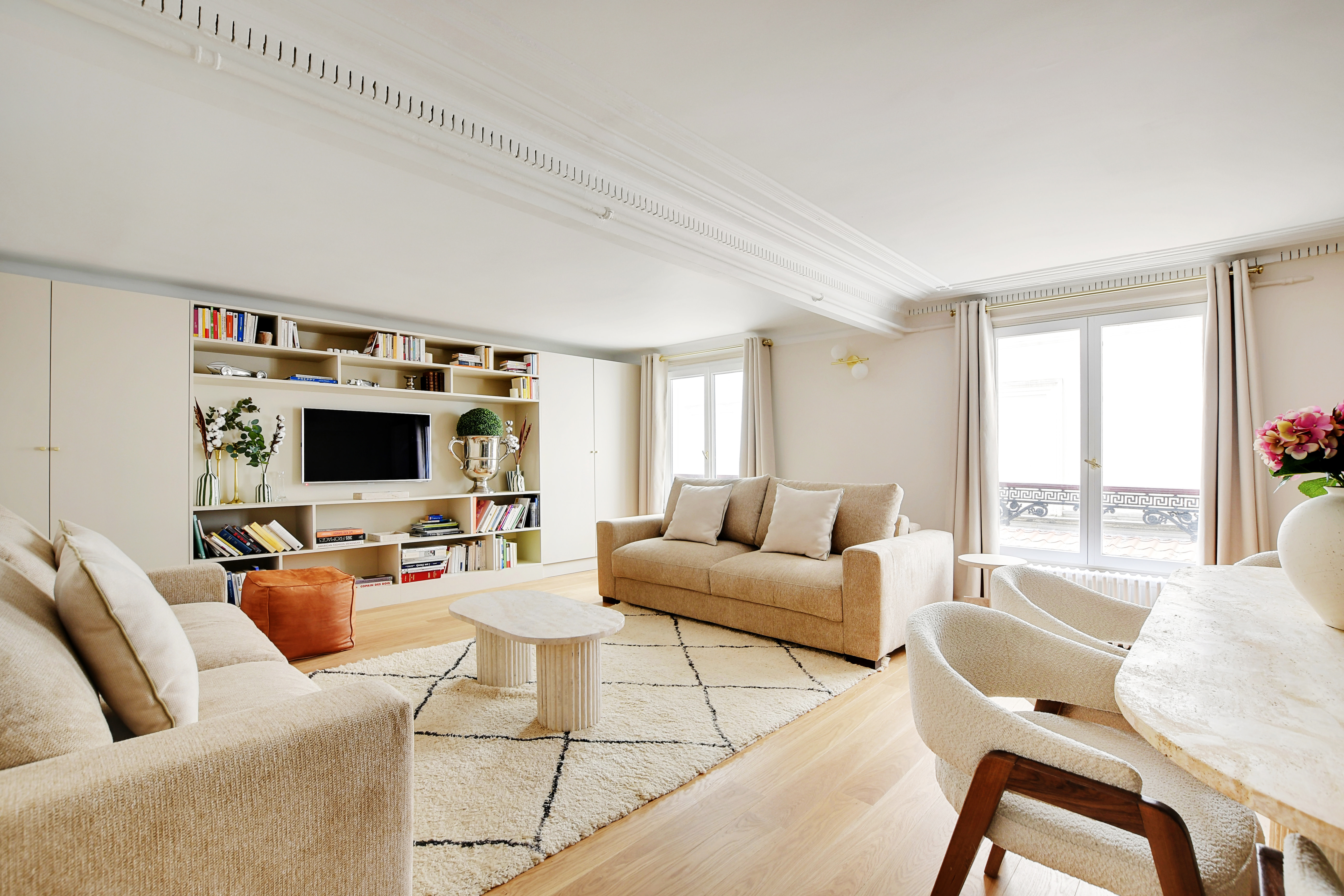 Villa Aurore Bonne Nouvelle Grands Boulevards-827814: Stylish 2-Bedroom Apartment Rental with Family-Friendly Features in Grands Boulevards