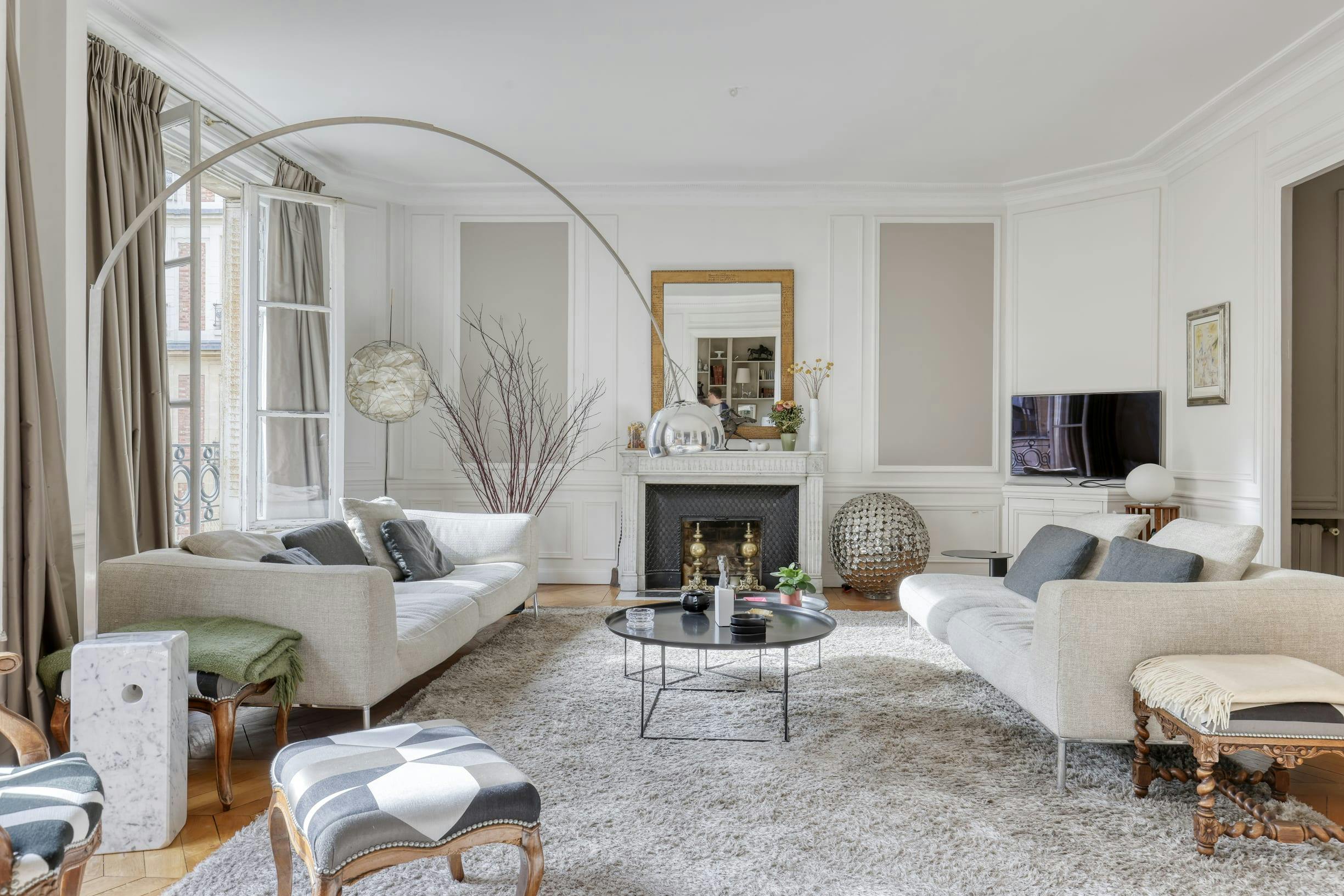 Villa Crépuscule Passy Eiffel Tower-719568: Spacious 5-Bedroom Luxury Apartment Near Eiffel Tower, Paris