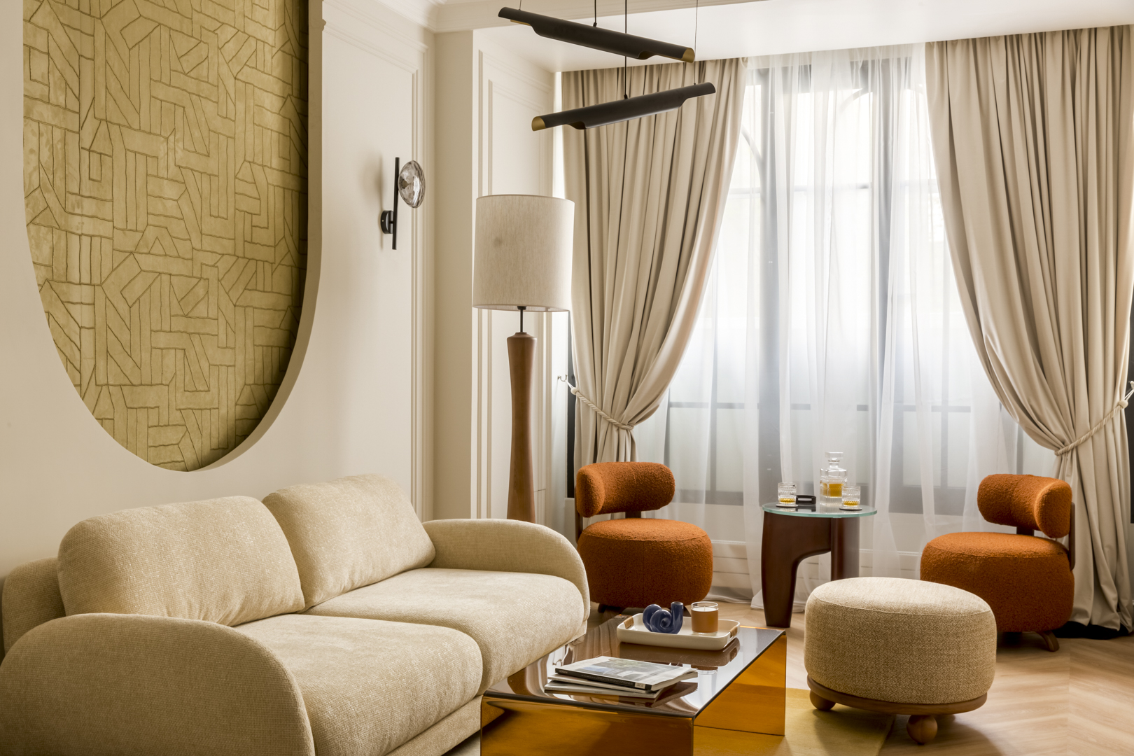 Villa Crépuscule Passy Eiffel Tower-716417: Elegant 3-Bedroom Apartment with Parisian Charm, Paris