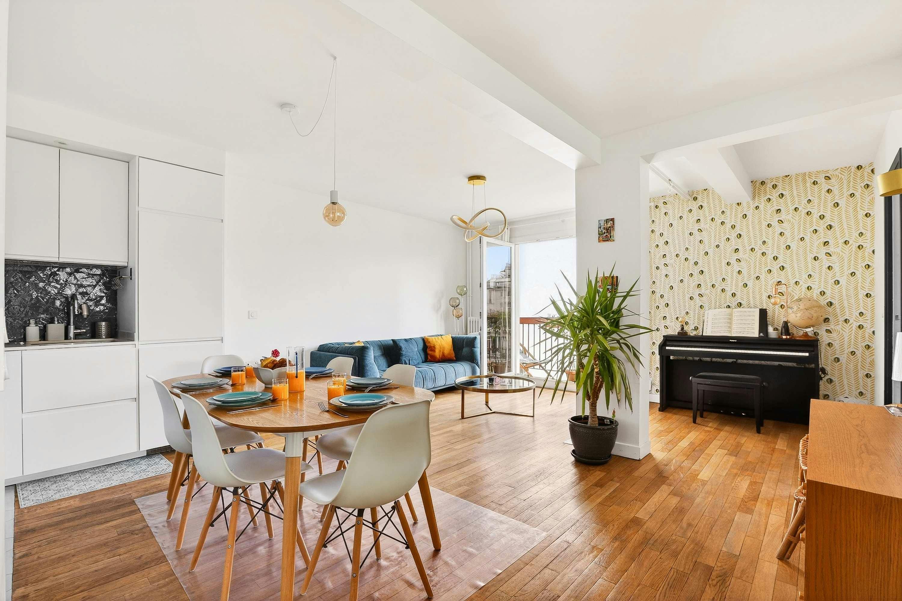 Villa Aurore Cimetière Père Lachaise – Charonne: Stylish 3-Bedroom Apartment with Air Conditioning, Apartment Rental Père Lachaise Charonne