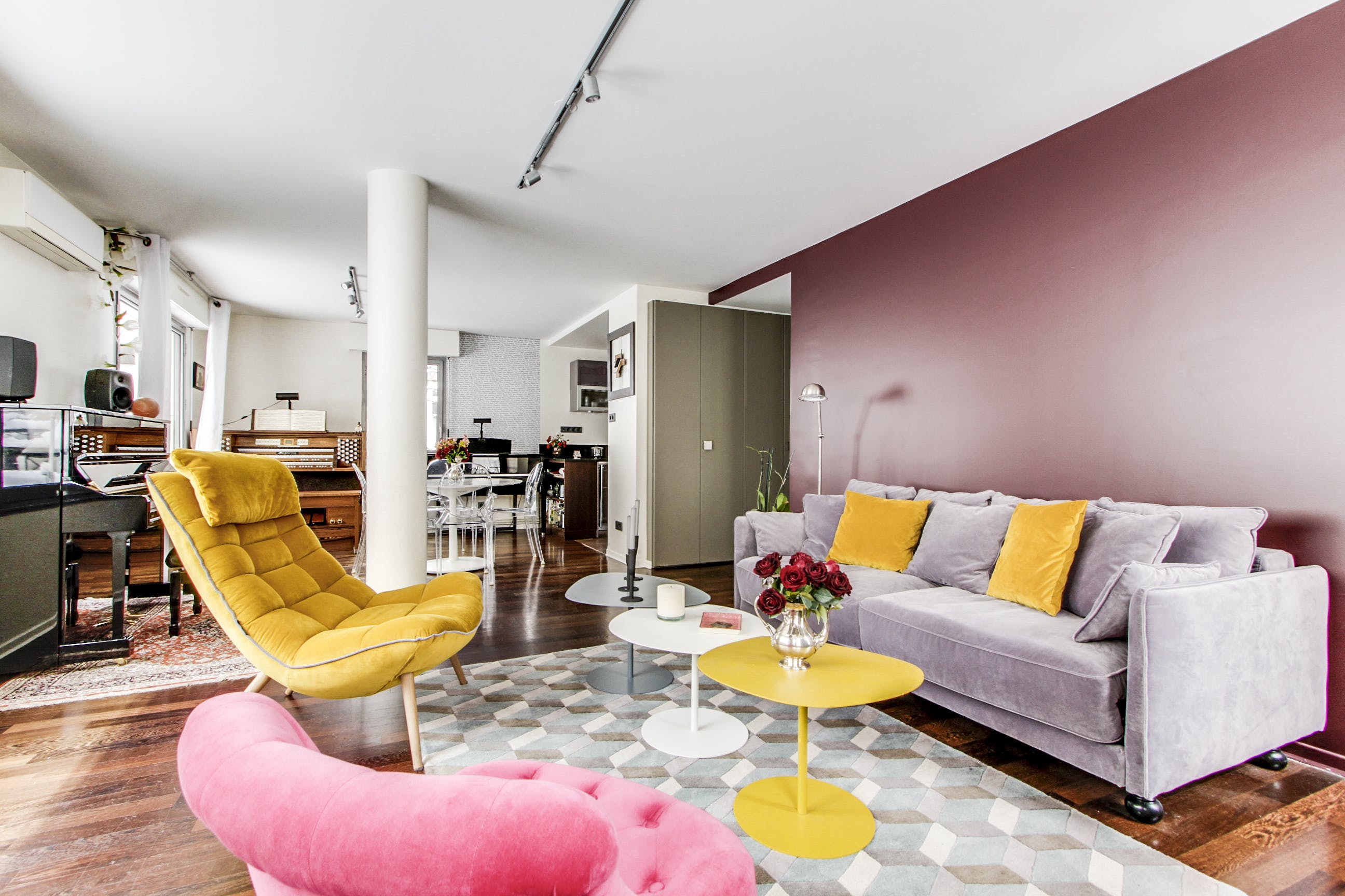 Villa Safran Saint-Paul Le Marais: Chic 1-Bedroom Apartment with Terrace and Air-Con in Le Marais, Paris