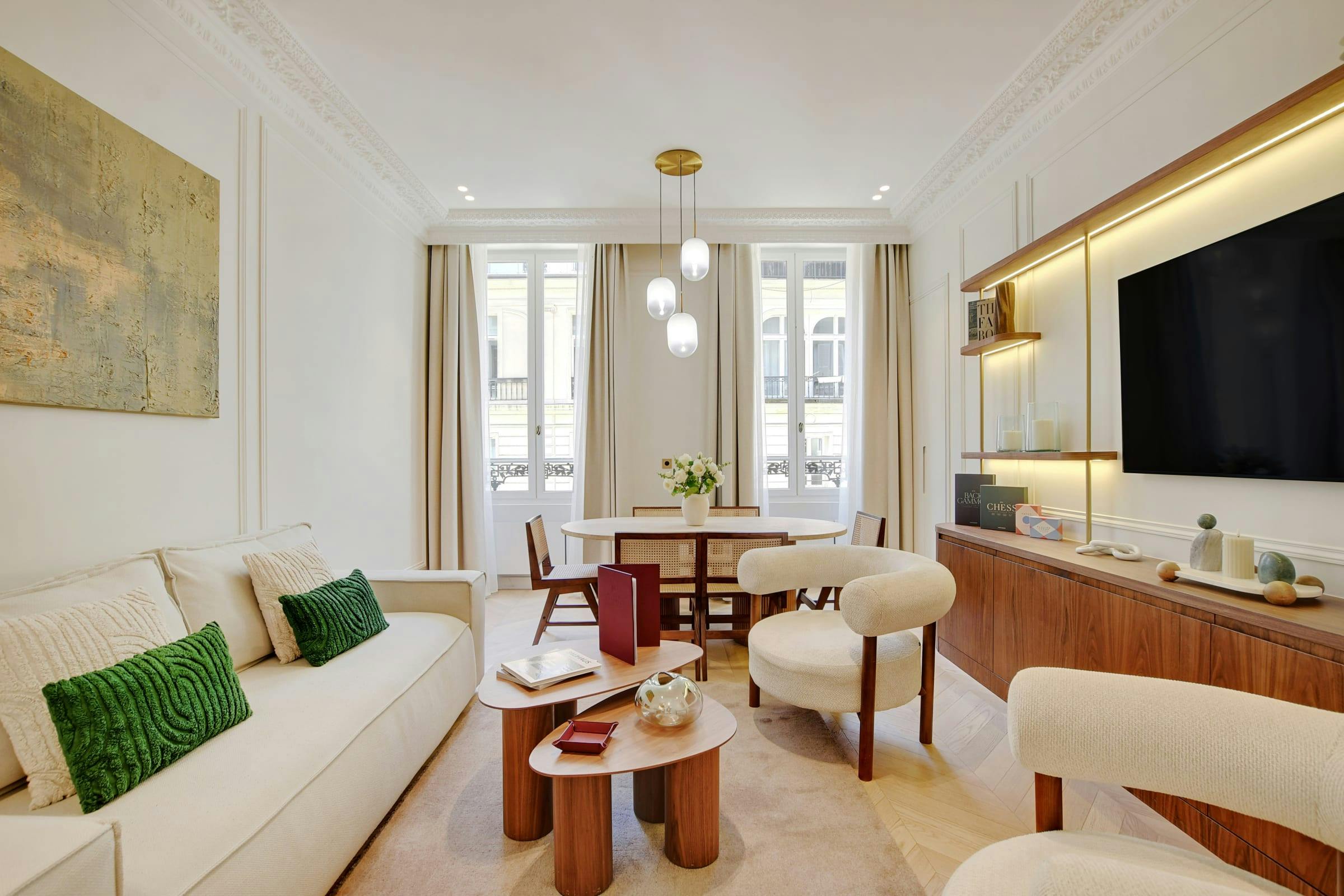 Villa Aurore Faubourg Opéra – Madeleine – Grands Magasins: Elegant 2-Bedroom Luxury Apartment, Perfect for Families, Opéra – Madeleine – Grands Magasins