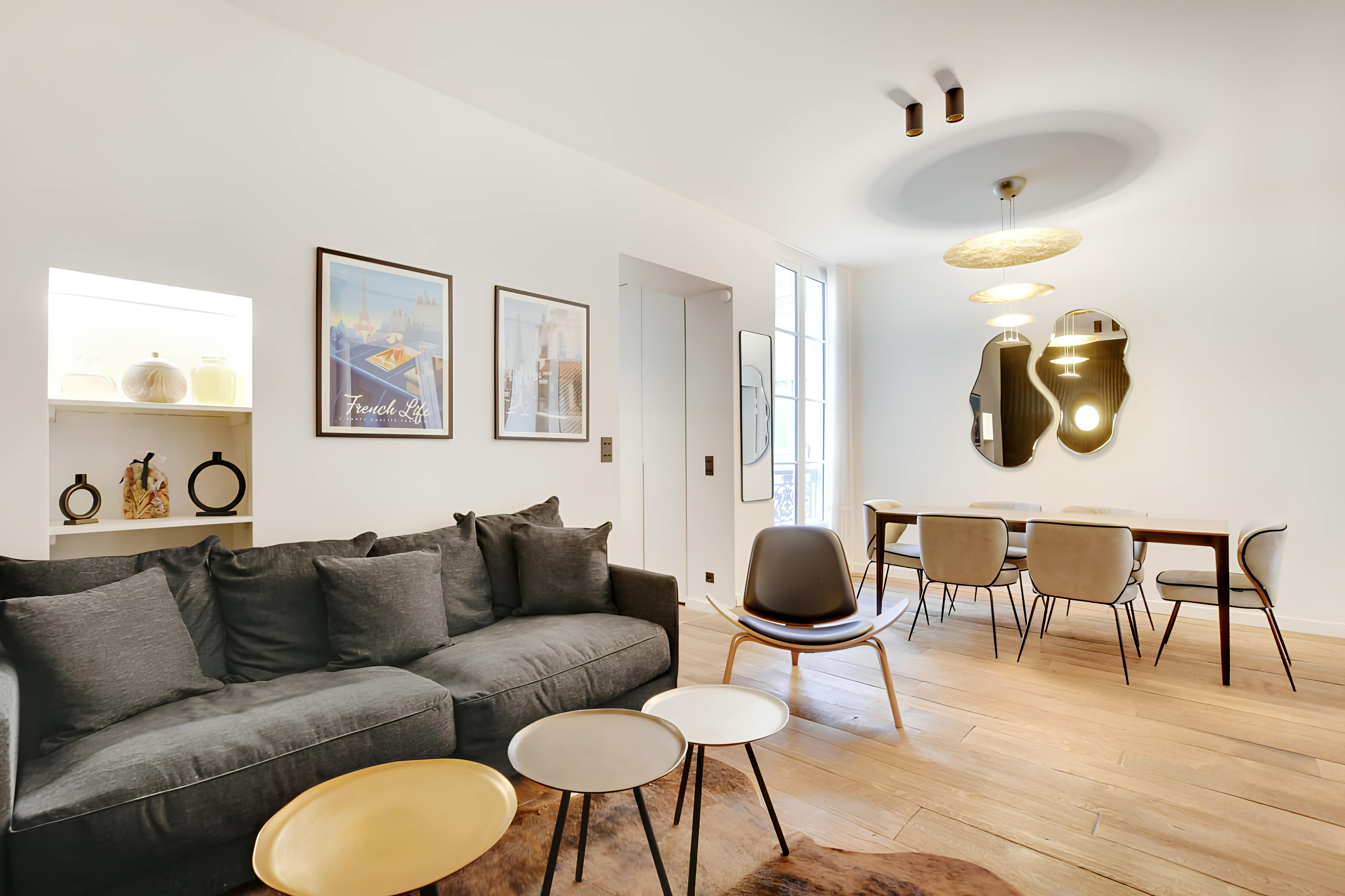Château Enclos Montorgueil: Charming 2-Bedroom Family Apartment Rental Montorgueil Paris with Central Location