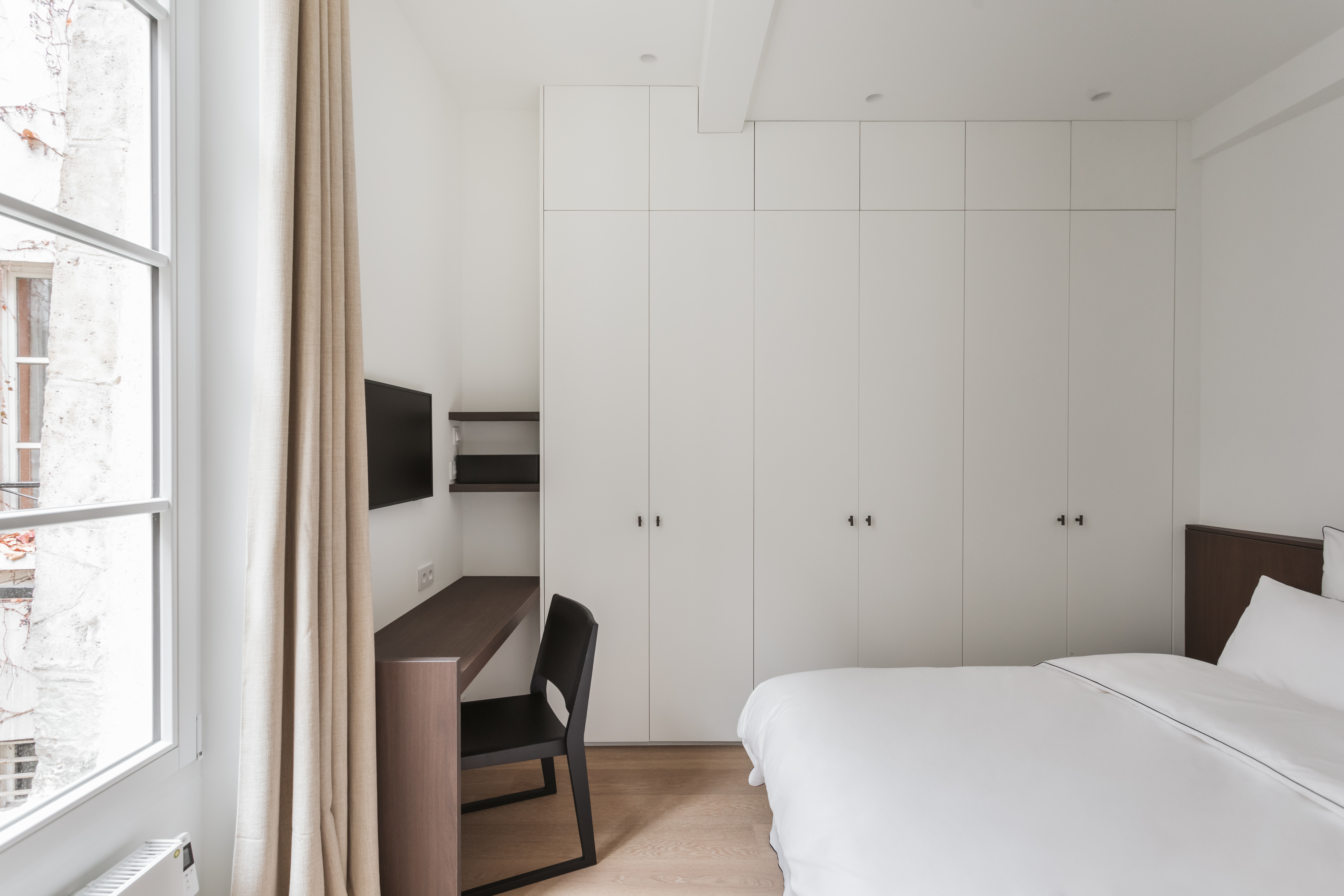 Villa Aurore Beaubourg Le Marais: Chic 1-Bedroom Apartment Rental with Air Conditioning in Le Marais, Paris