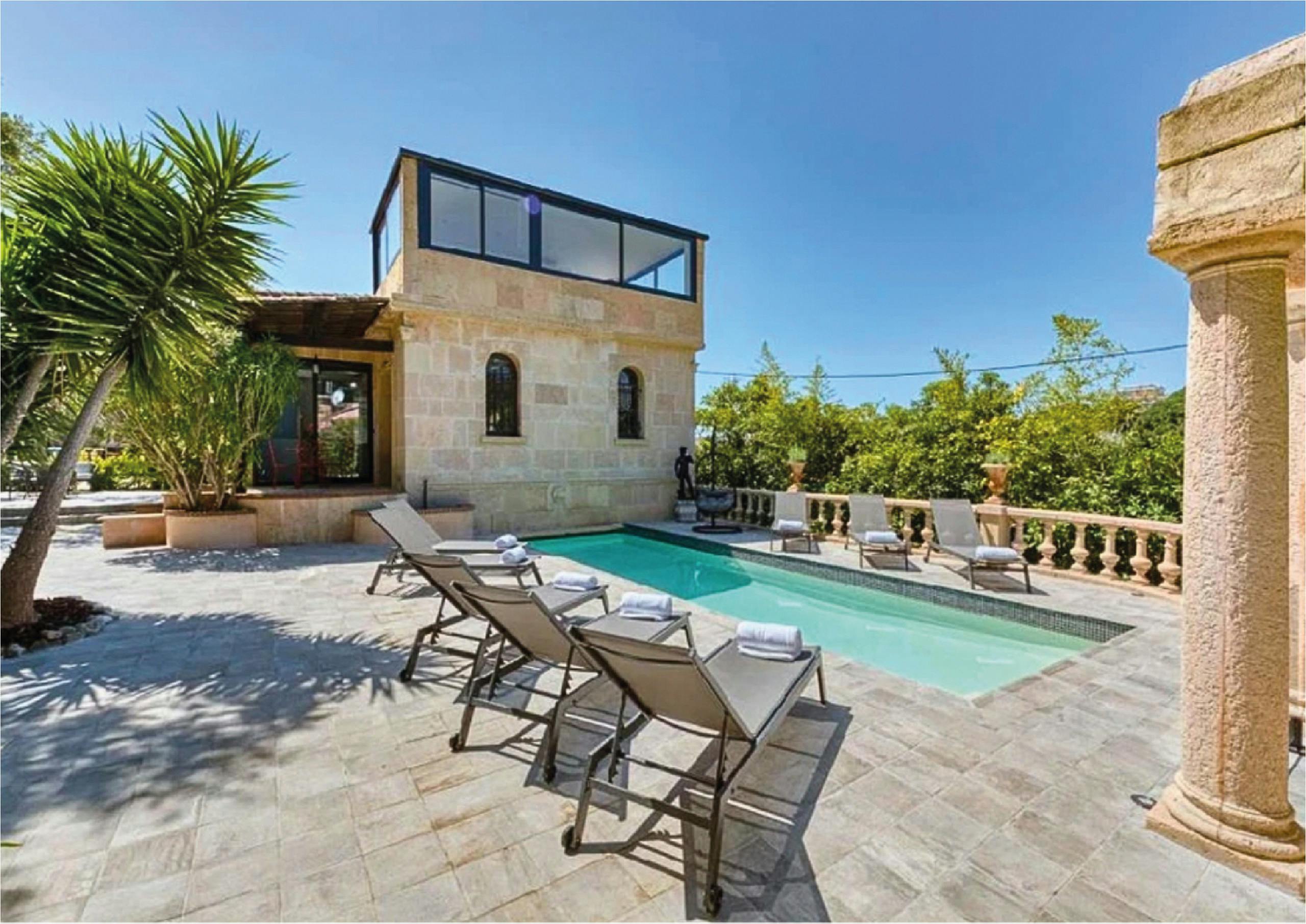 Villa Aurore Calade Cannes: Luxury 6-Bedroom Villa with Pool and Sea Views, Cannes