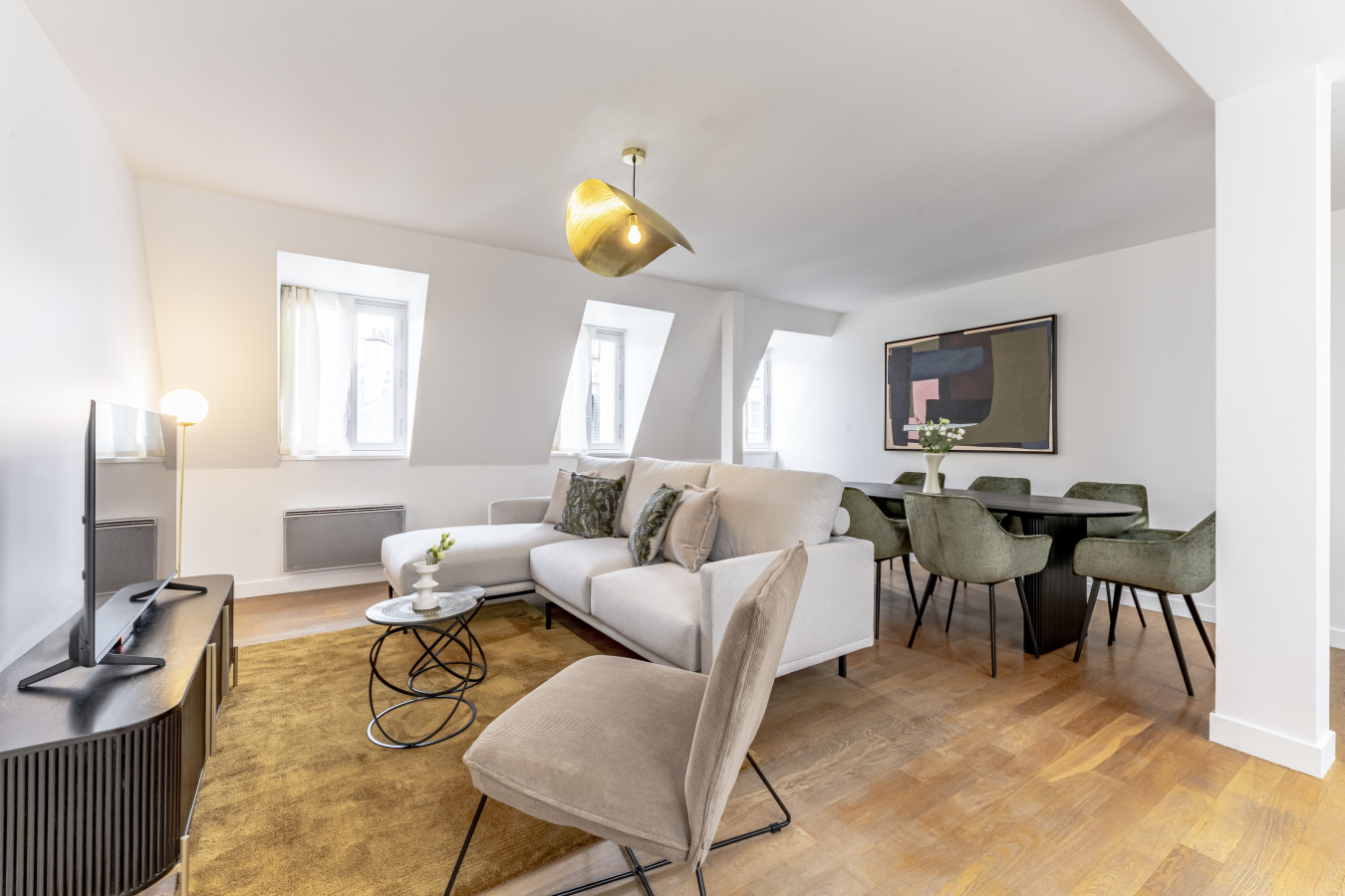 Villa Safran Ternes Arc de Triomphe – Champs-Élysées-850171: Spacious 4-Bedroom Apartment Rental with Family-Friendly Features, Arc de Triomphe