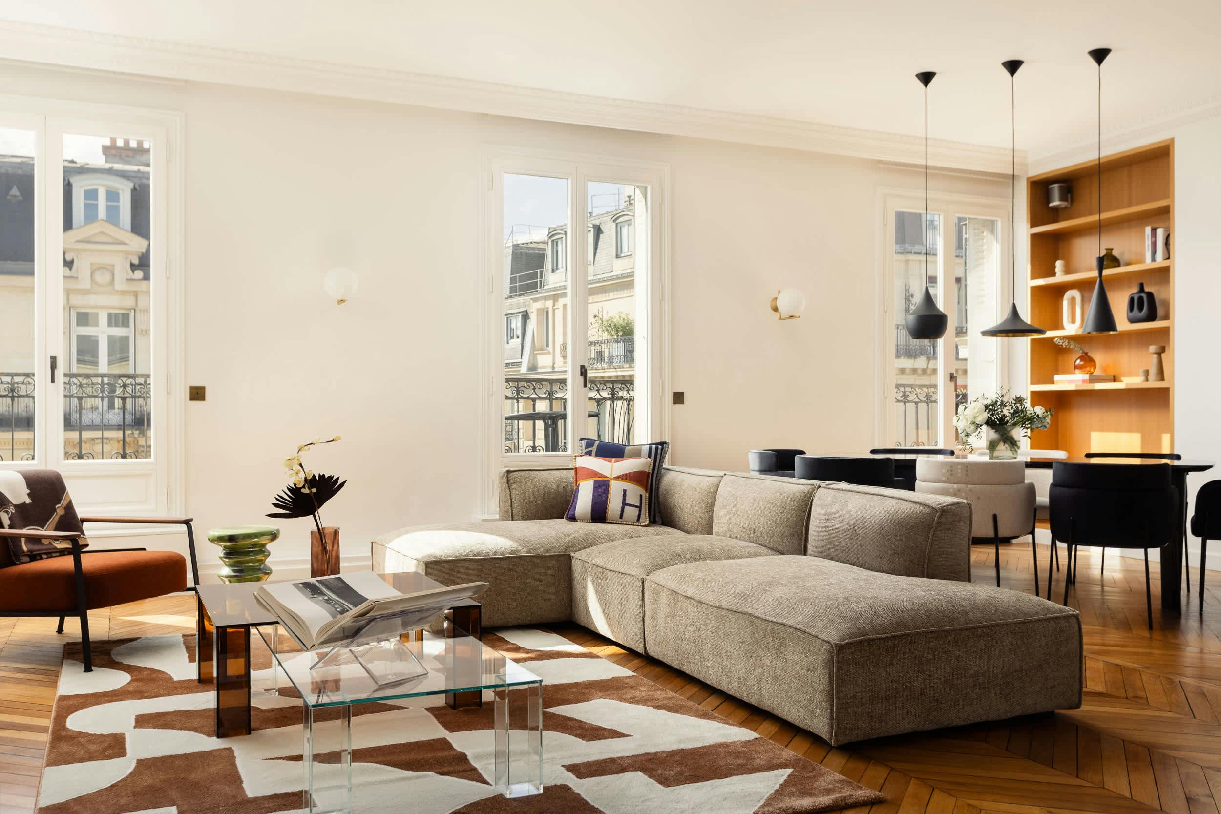 Château Étoile Paris Arc de Triomphe – Champs-Élysées 19: Spacious 4-Bedroom Apartment Rental with Air Conditioning, Arc de Triomphe