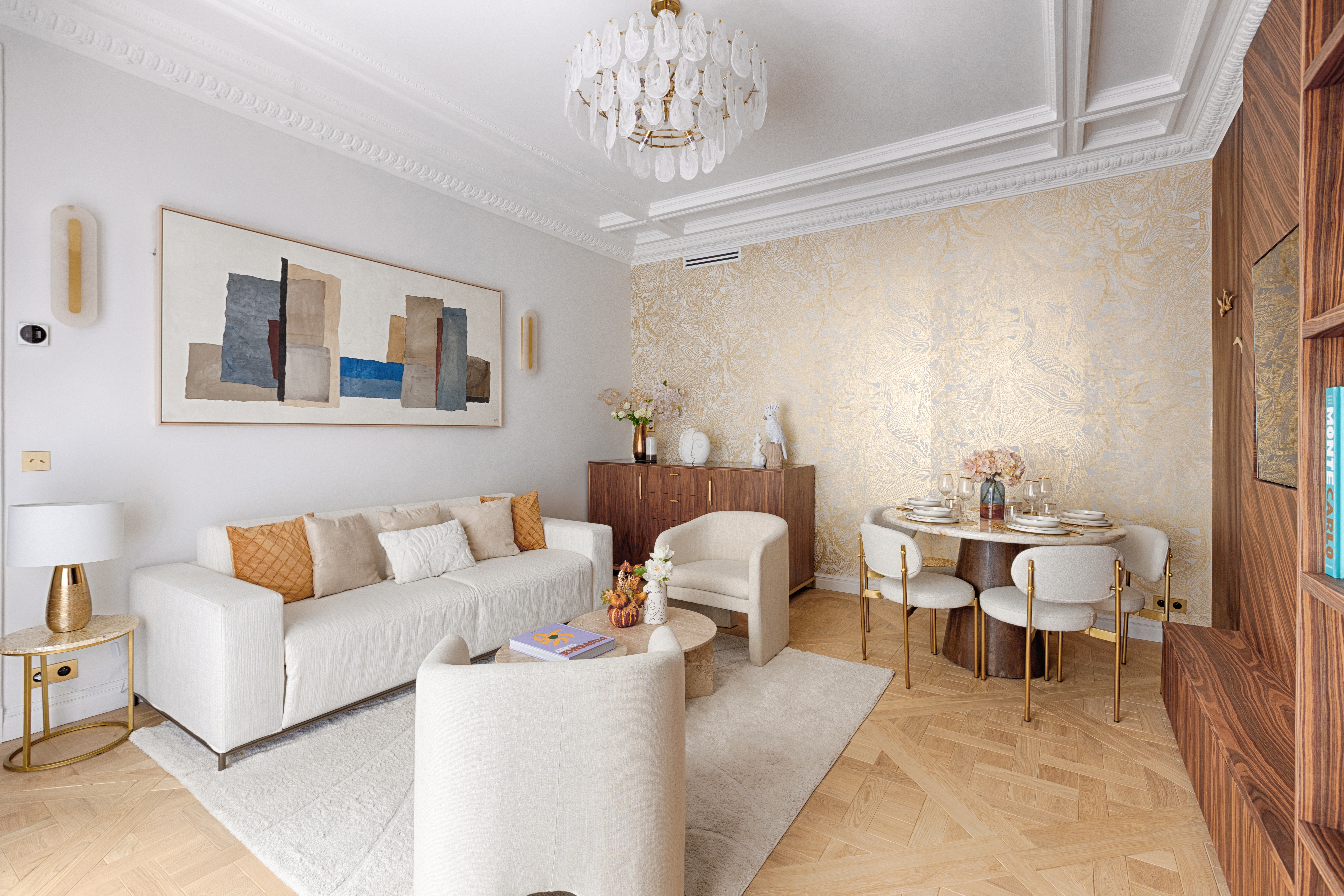 Villa Safran Ternes Arc de Triomphe – Champs-Élysées-695296: Elegant 2-Bedroom Apartment with Air-Con, Arc de Triomphe – Champs-Élysées