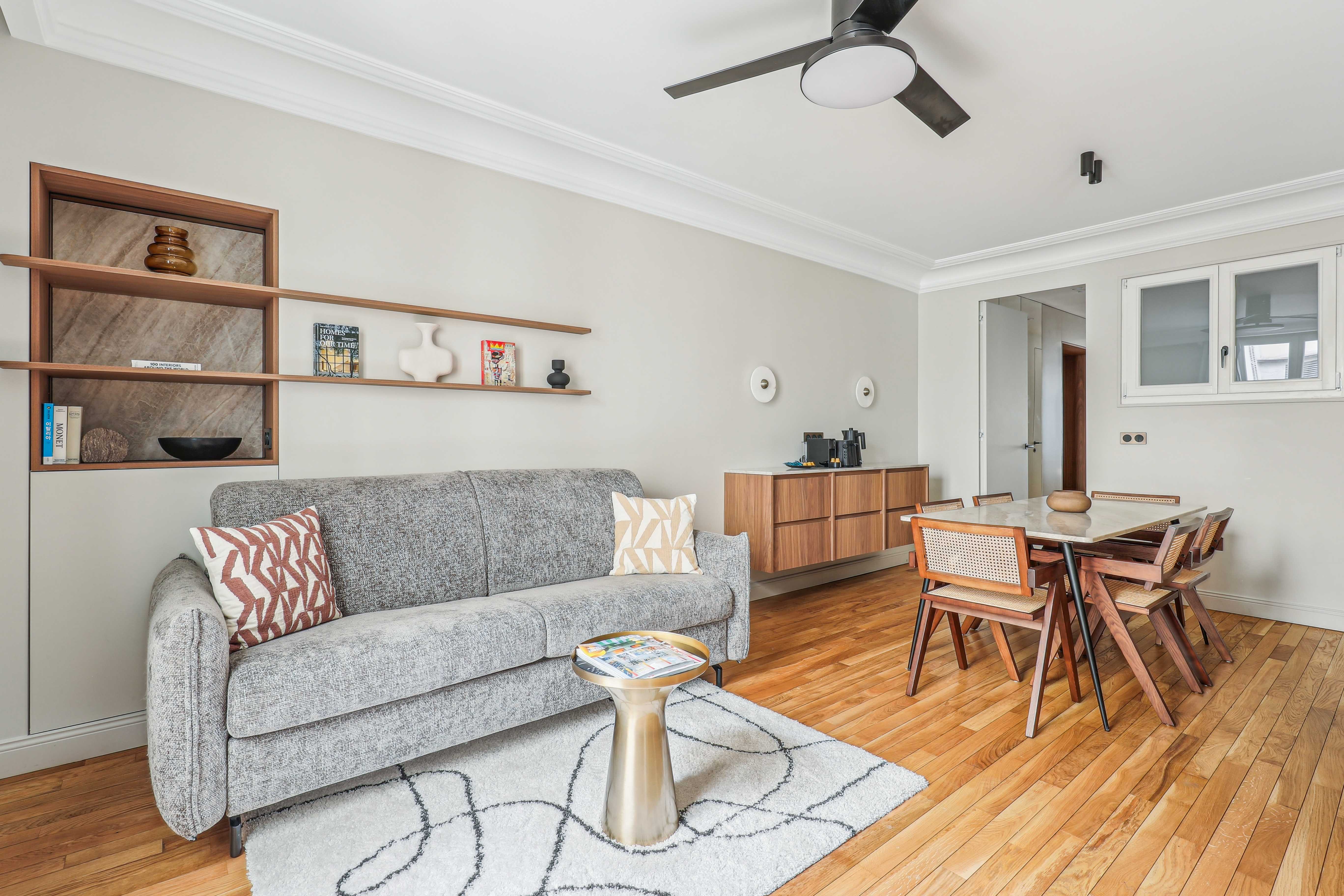Villa Aurore Ternes Arc de Triomphe – Champs-Élysées-818866: Elegant 3-Bedroom Townhouse Rental with Family-Friendly Features, Arc de Triomphe