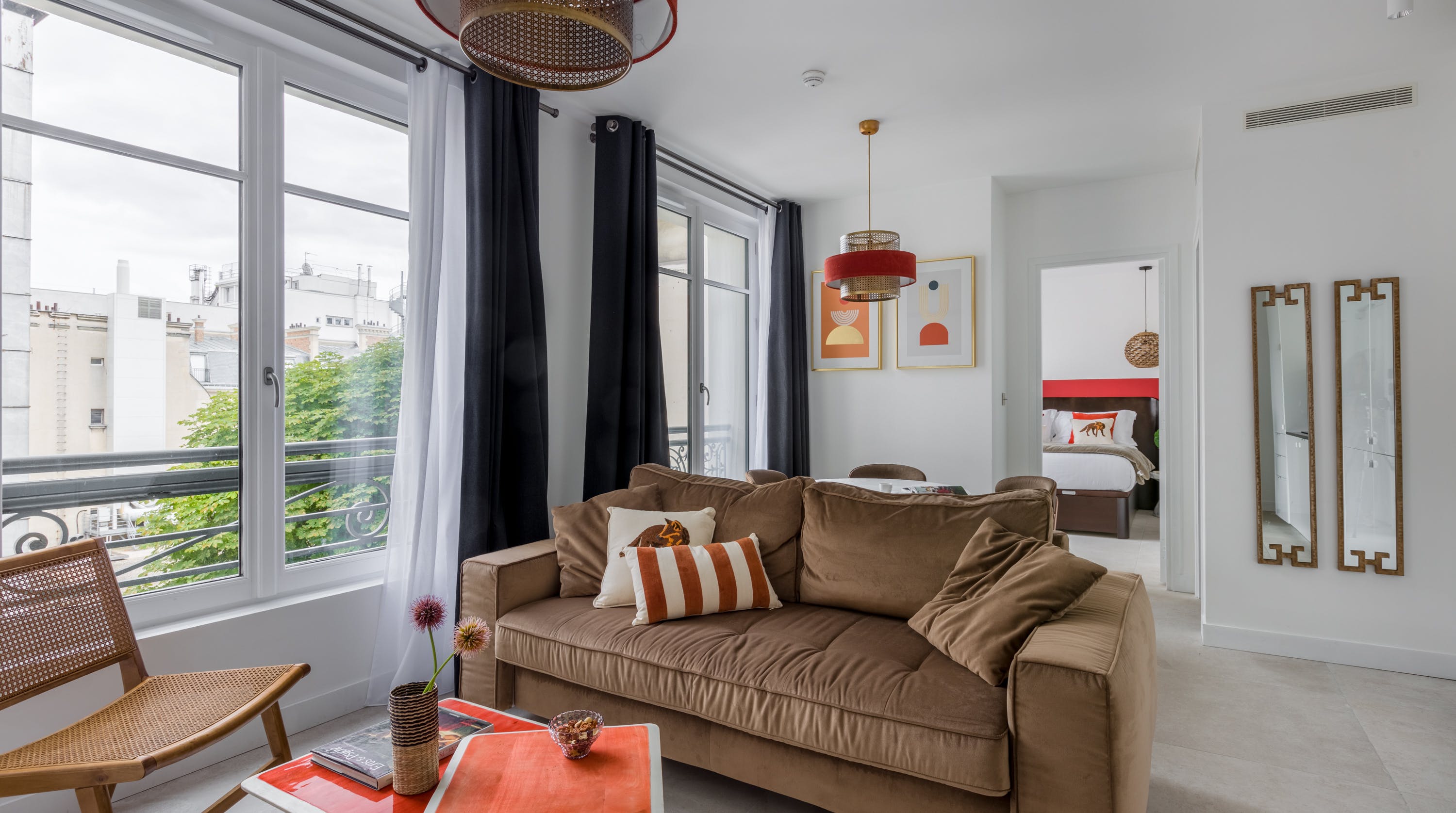 Villa Safran Ternes Arc de Triomphe – Champs-Élysées-762334: Chic 1-Bedroom Apartment with Air-Con, Paris