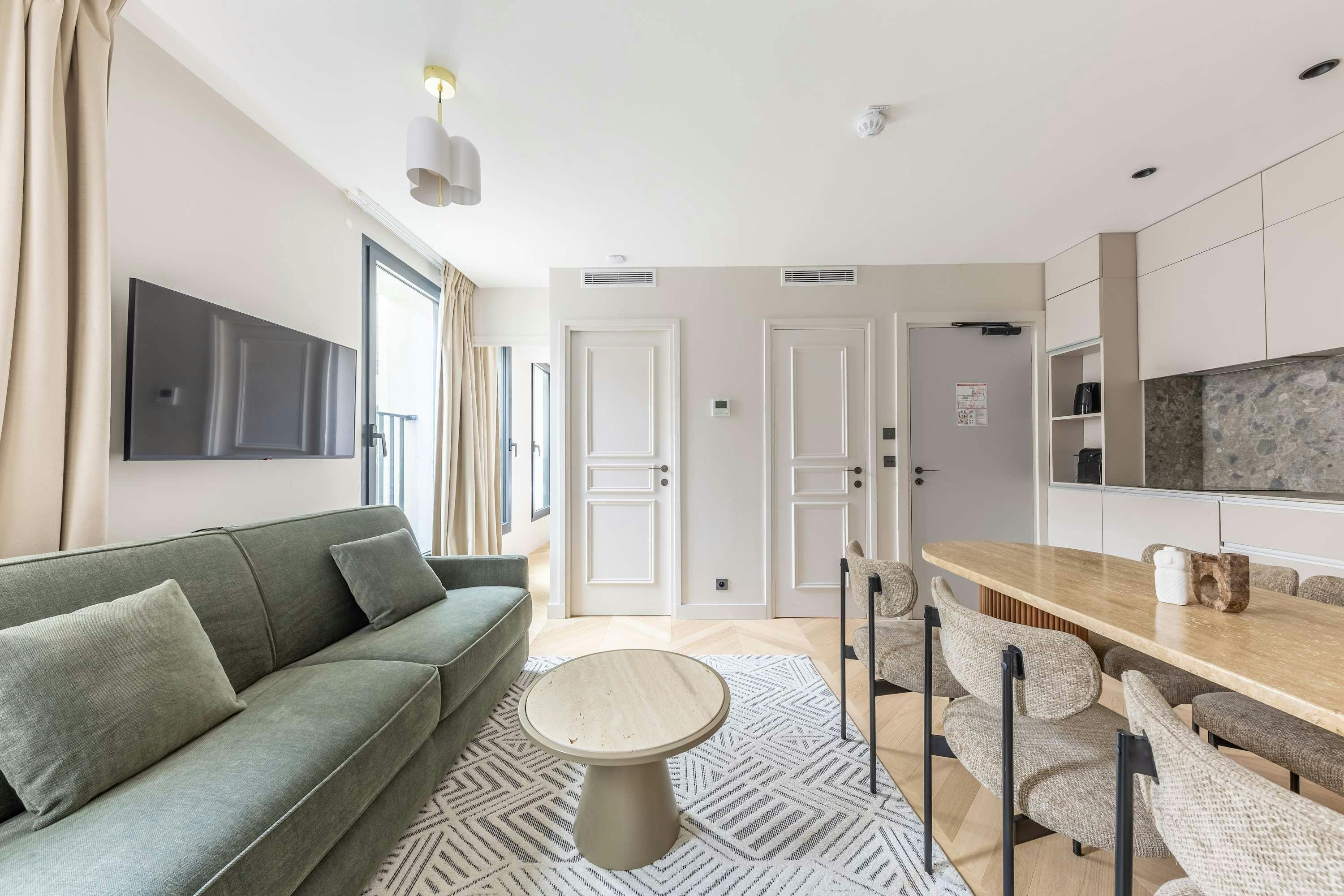 Villa Céladon Faubourg Opéra – Madeleine – Grands Magasins-781141: Sophisticated 3-Bedroom Apartment with Balcony and Gym Access, Paris