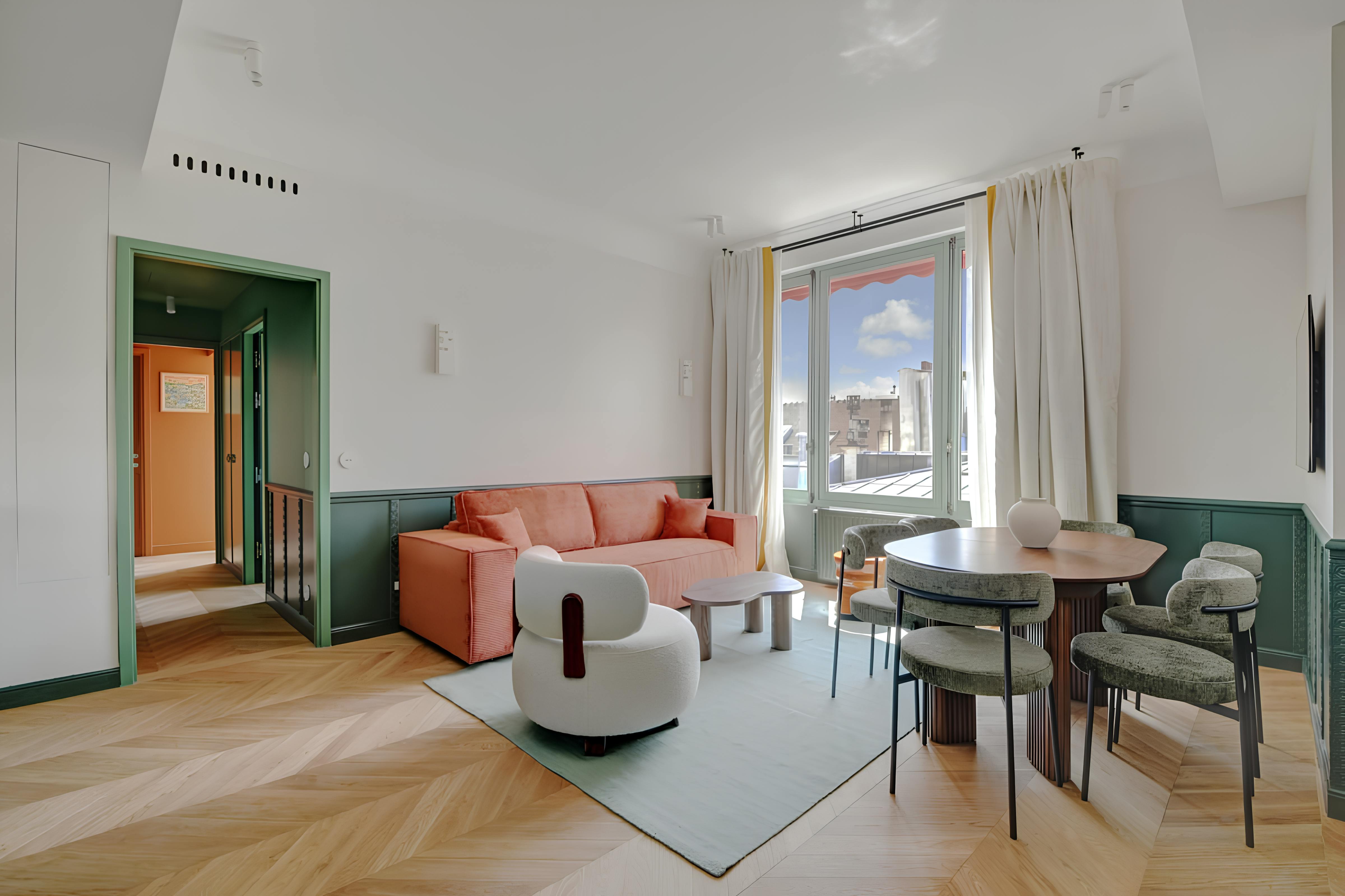 Villa Nacré Faubourg Opéra – Madeleine – Grands Magasins: Elegant 2-Bedroom Apartment with Iconic Rooftop Views, Paris