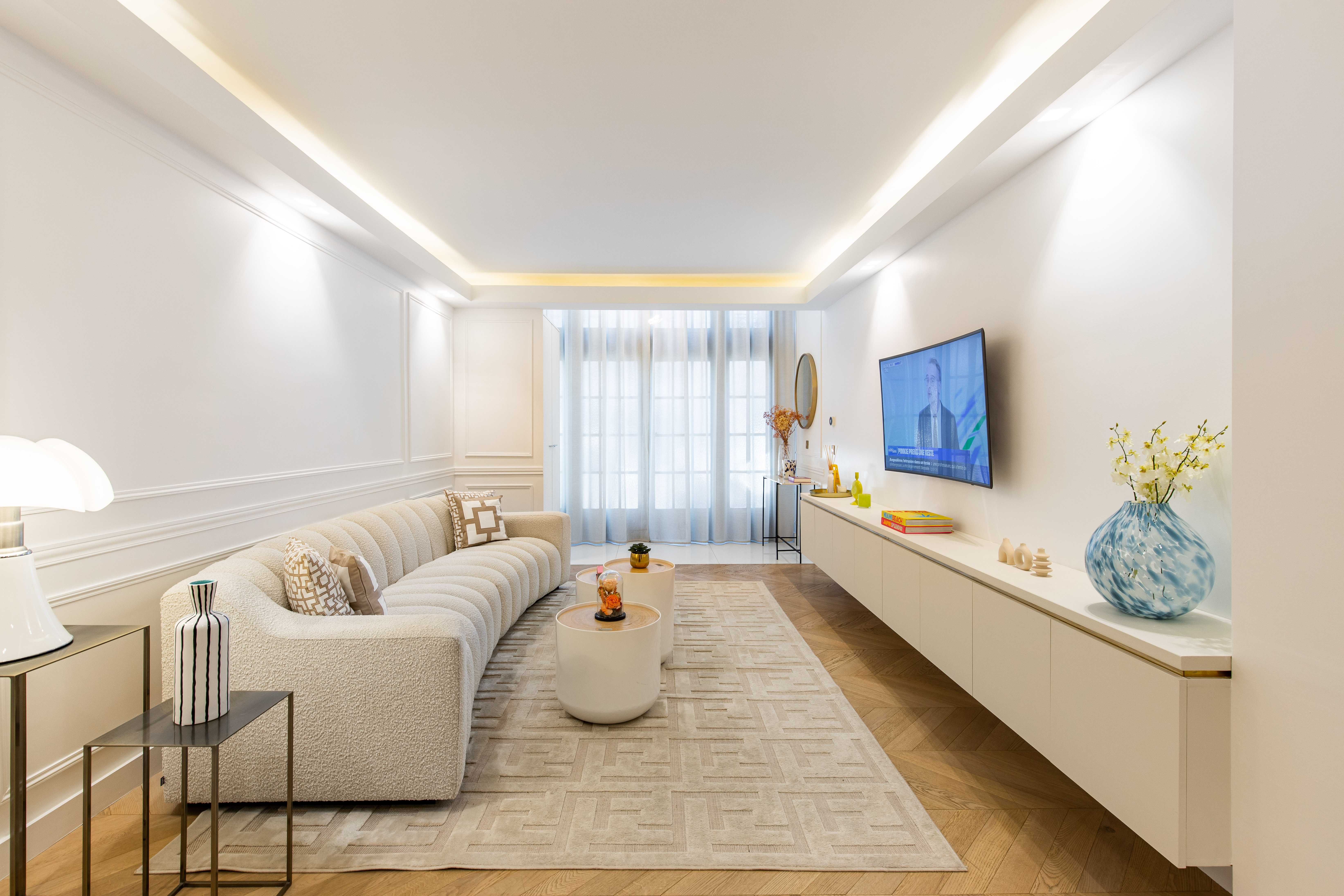 Villa Nacré Ternes Arc de Triomphe – Champs-Élysées-673737: Luxury 3-Bedroom Apartment with Private Terrace, Arc de Triomphe – Champs-Élysées