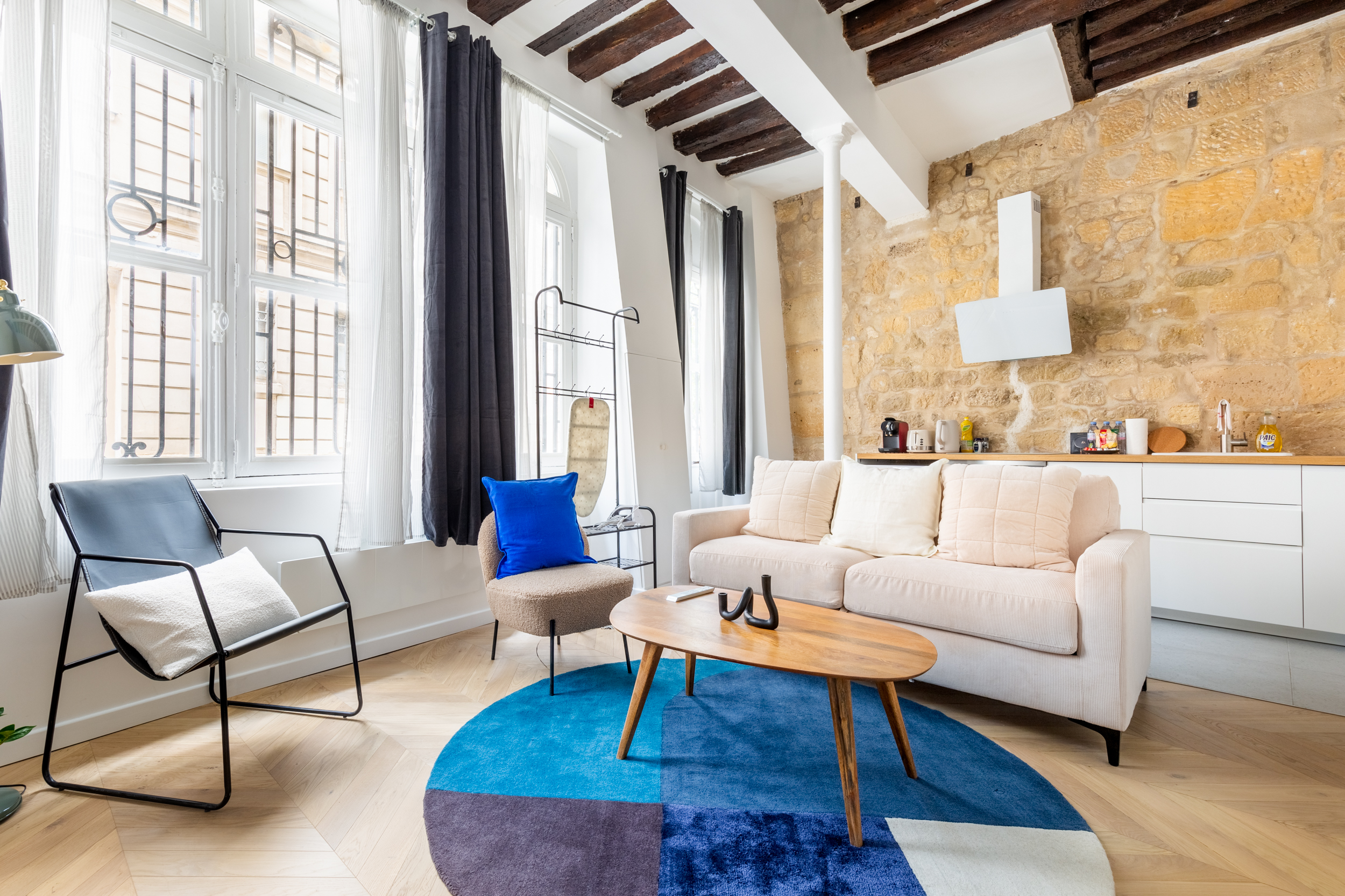 Villa Crépuscule Saint-Julien Île de la Cité-823559: Chic 1-Bedroom Family Apartment Rental in Historic Île de la Cité, Paris