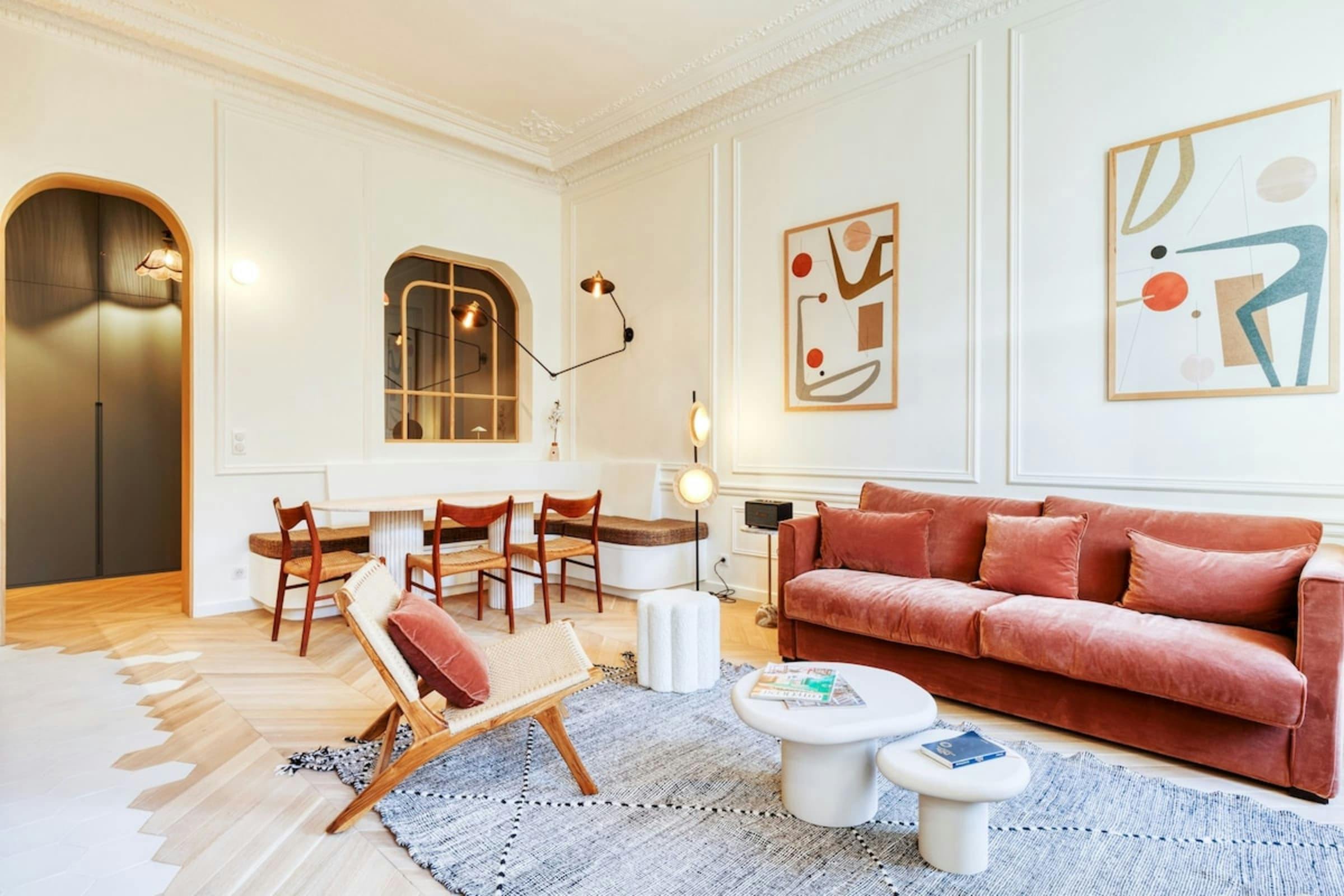 Villa Crépuscule Petit-Pont Île de la Cité: Stylish 2-Bedroom Apartment with Historic Charm, Île de la Cité