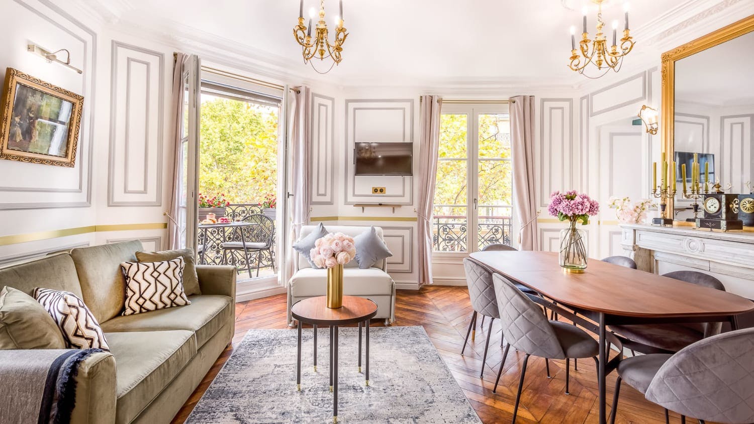 Villa Aurore Saint-Michel Île de la Cité: Elegant 2-Bedroom Apartment for Families, Île de la Cité