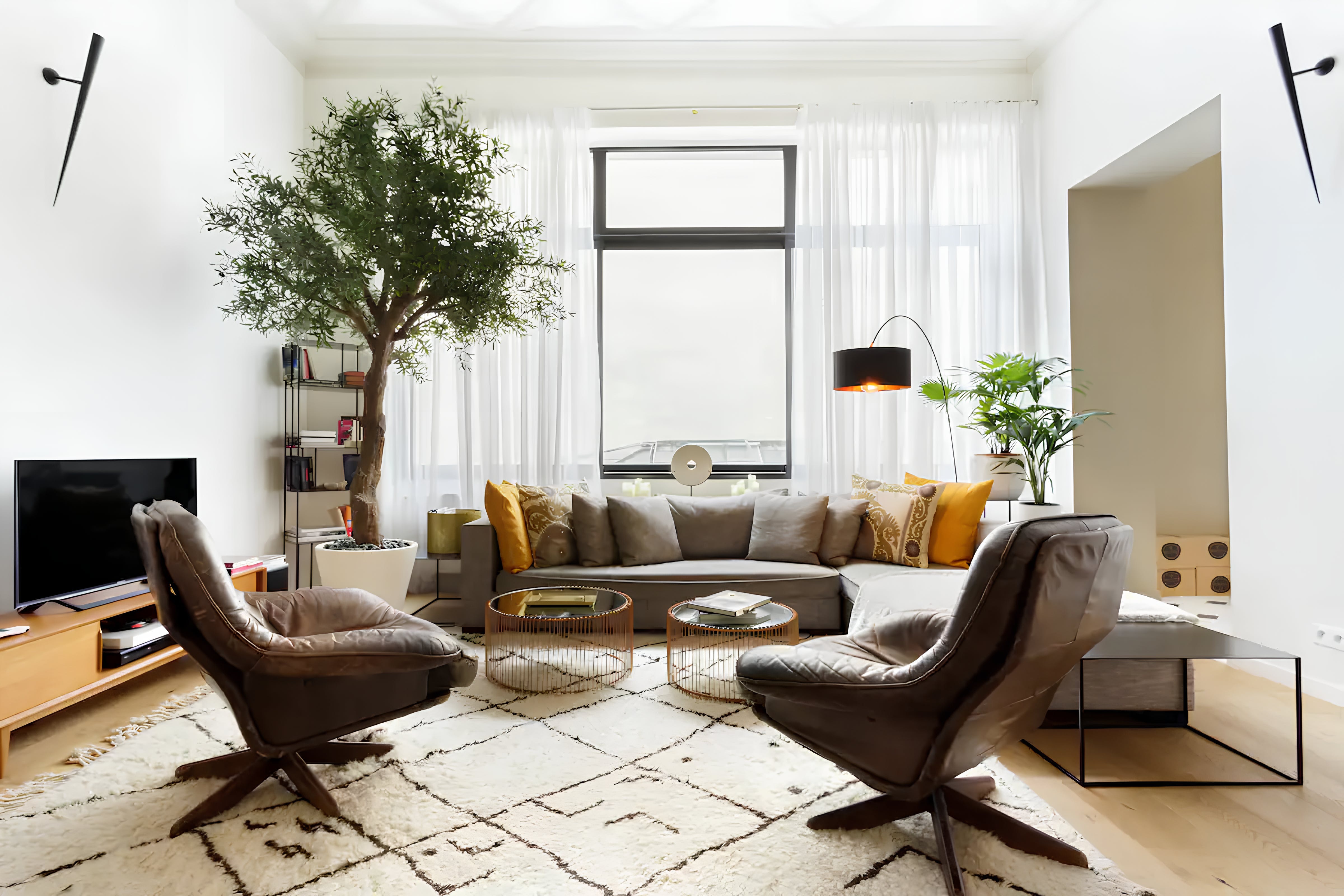 Villa Maistros Place des Vosges Le Marais: Elegant 2-Bedroom Apartment with Family-Friendly Features, Paris