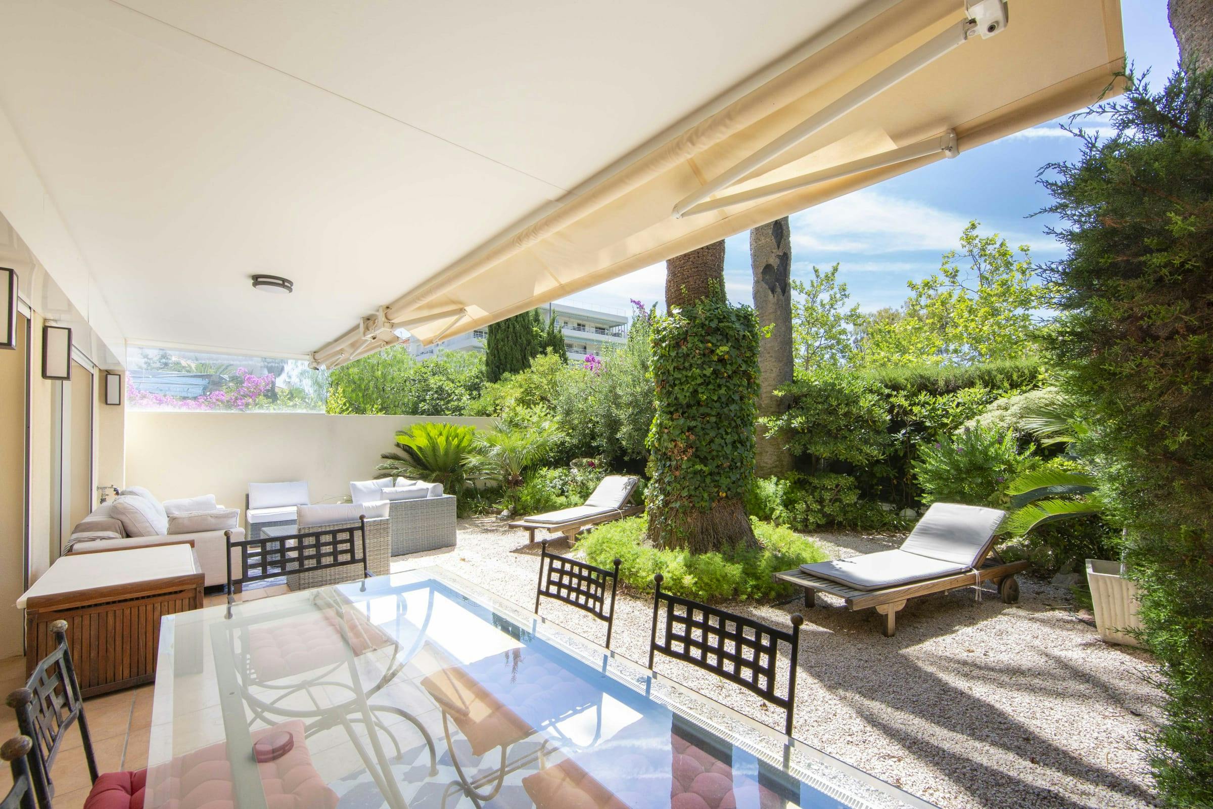 Villa Crépuscule Siagne Cannes-748430: 2-Bedroom Luxury Apartment with Seaviews and Terrace, Cannes