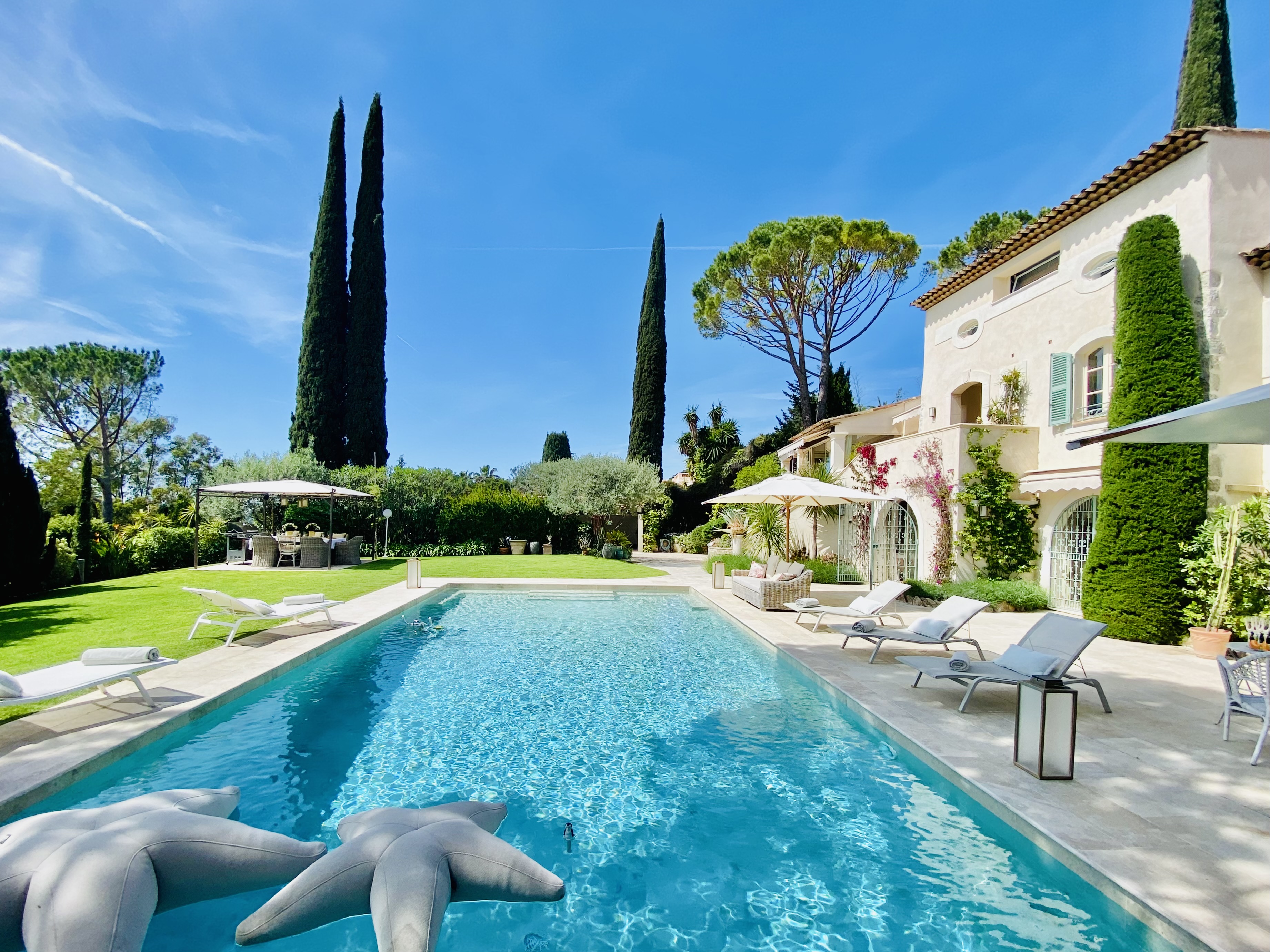 Villa Aurore Basse Californie Cannes-760011: Luxury 5-Bedroom Apartment with Seaview and Pool, Cannes