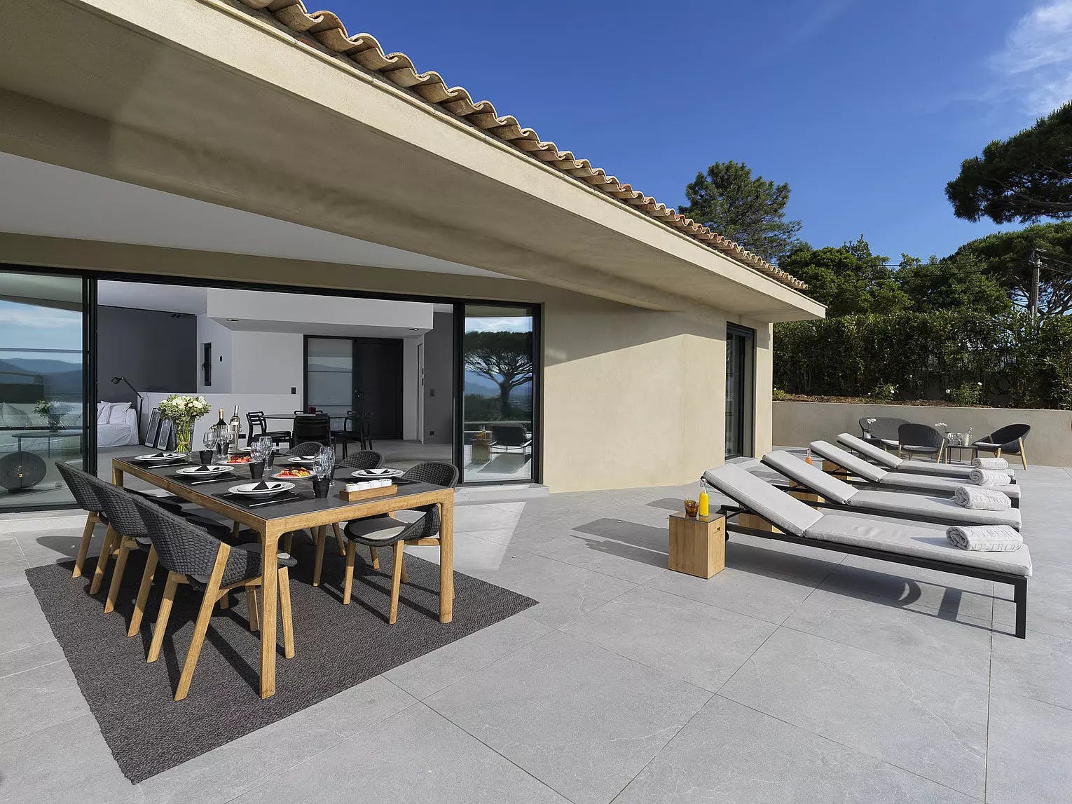 Villa Crépuscule Ponchettes Saint-Tropez: Luxury 4-Bedroom Apartment with Infinity Pool and Sea Views, Saint-Tropez