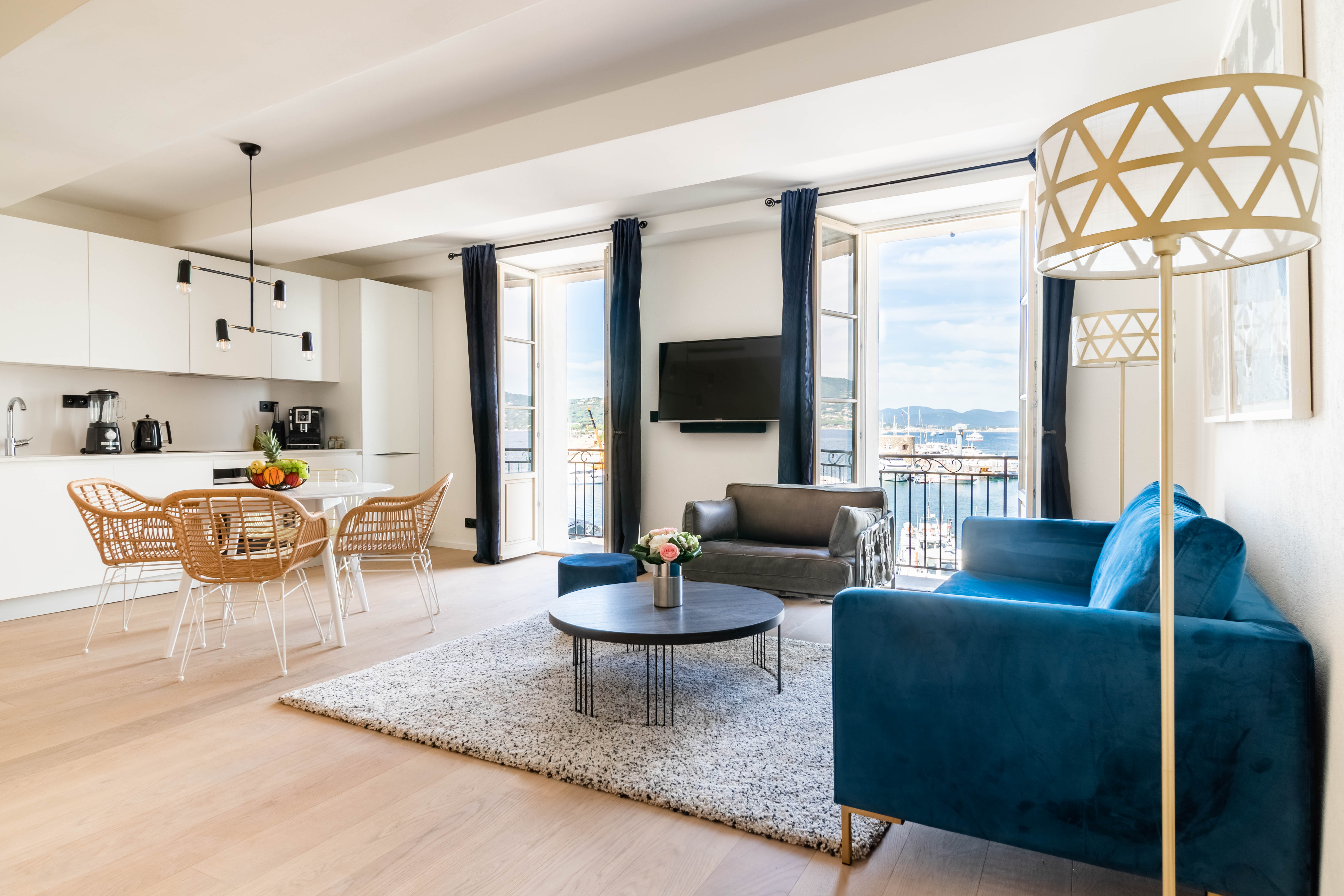 Villa Safran Bourdieu Saint-Tropez: Elegant 2-Bedroom Apartment with Harbour Views, Saint-Tropez