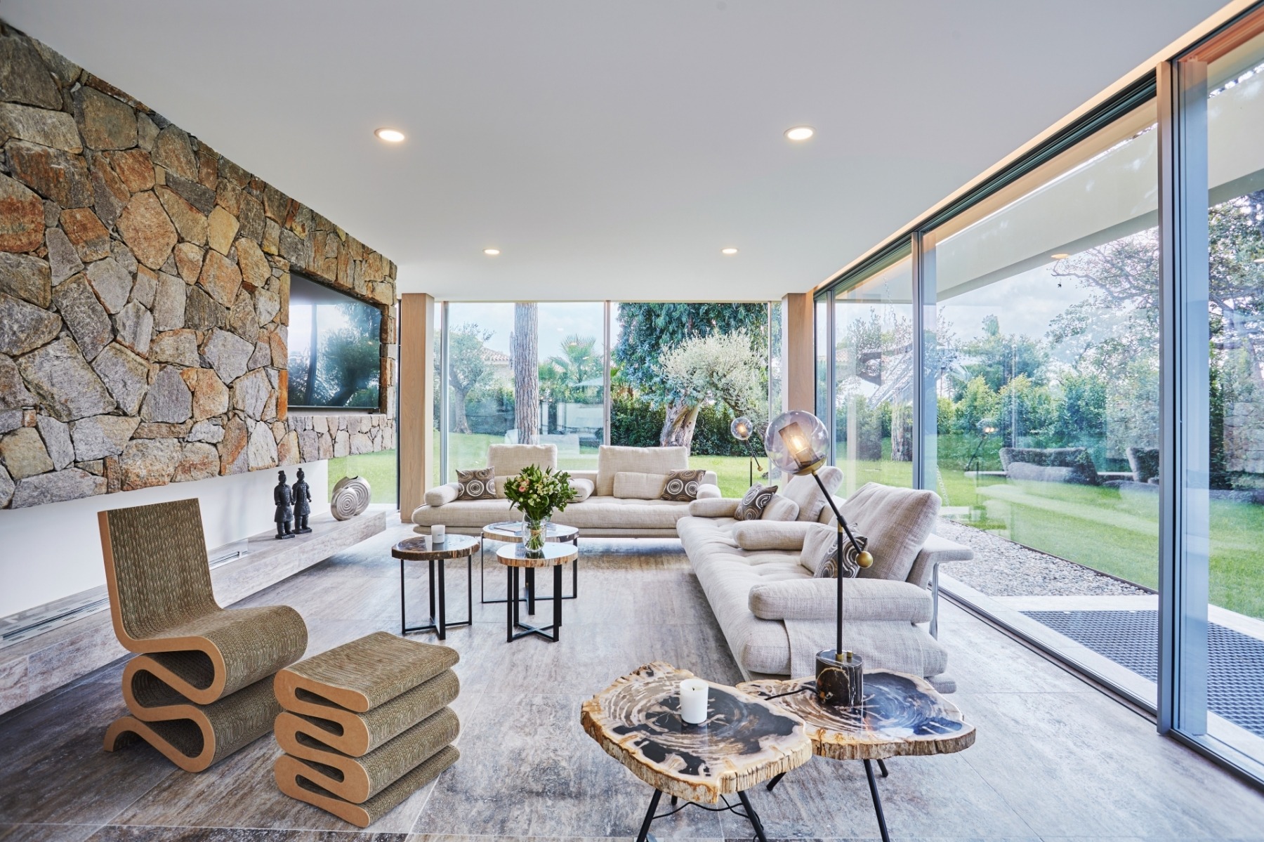 Villa Aurore Ramatuelle Saint-Tropez: Elegant 5-Bedroom Apartment with Seaviews and Pool, Saint-Tropez