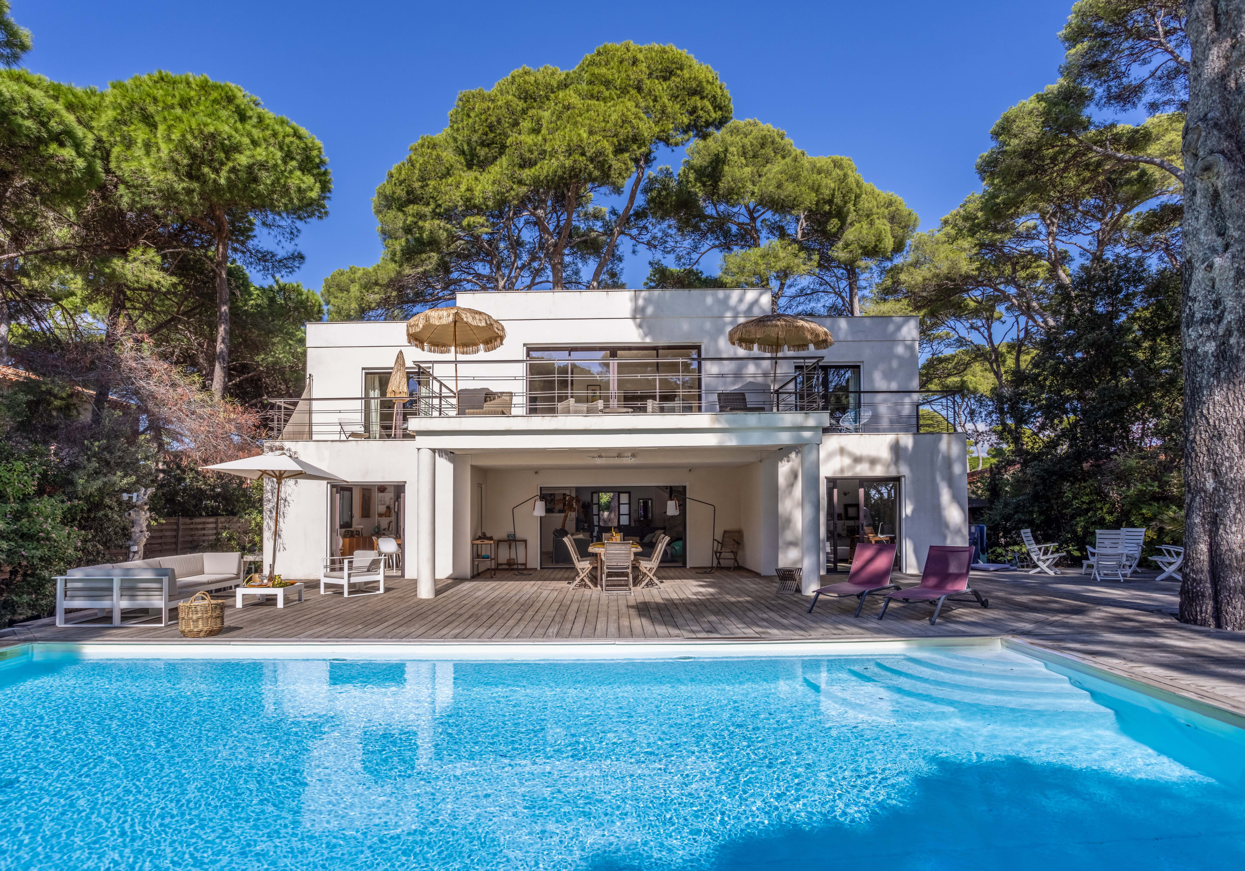 Villa Crépuscule Cap Brun Toulon: 6-Bedroom Luxury Villa with Seaview and Pool, Toulon