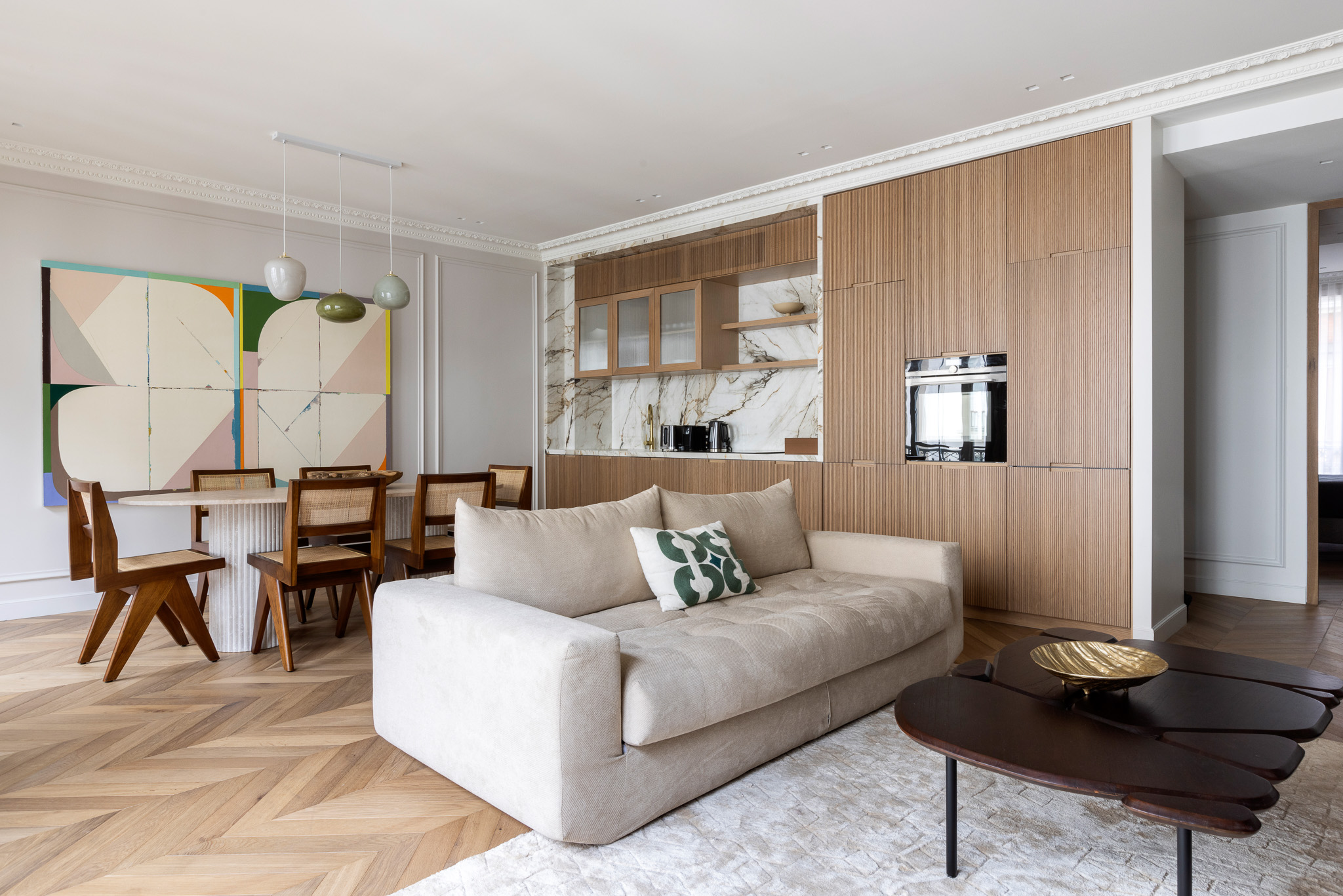 Villa Safran Enfants Rouges Montorgueil – Les Halles: Chic 2-Bedroom Luxury Apartment with Family-Friendly Features, Montorgueil – Les Halles