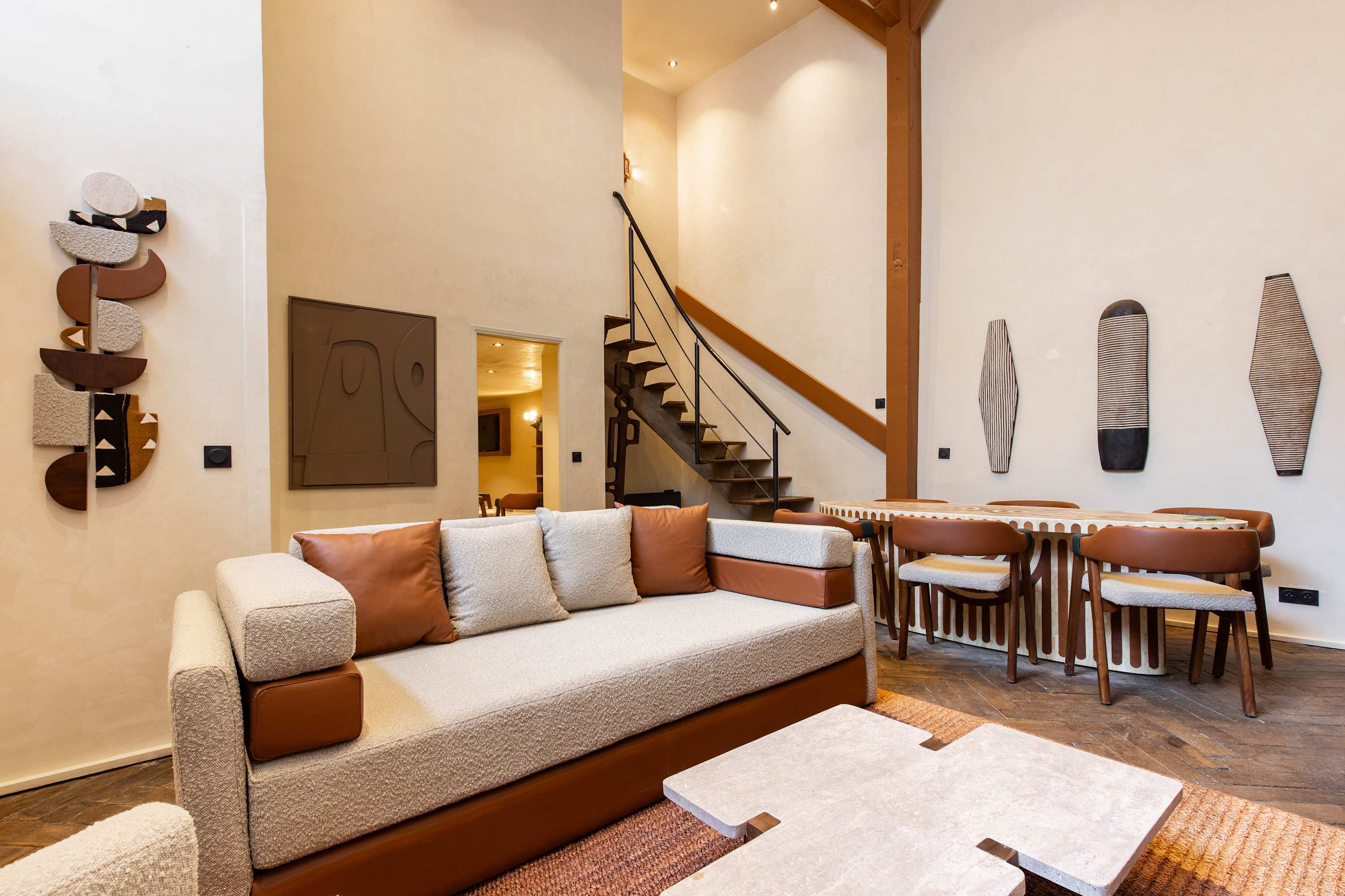 Villa Safran Vavin Montparnasse & Catacombs: Elegant 4-Bedroom Townhouse Perfect for Families, Montparnasse