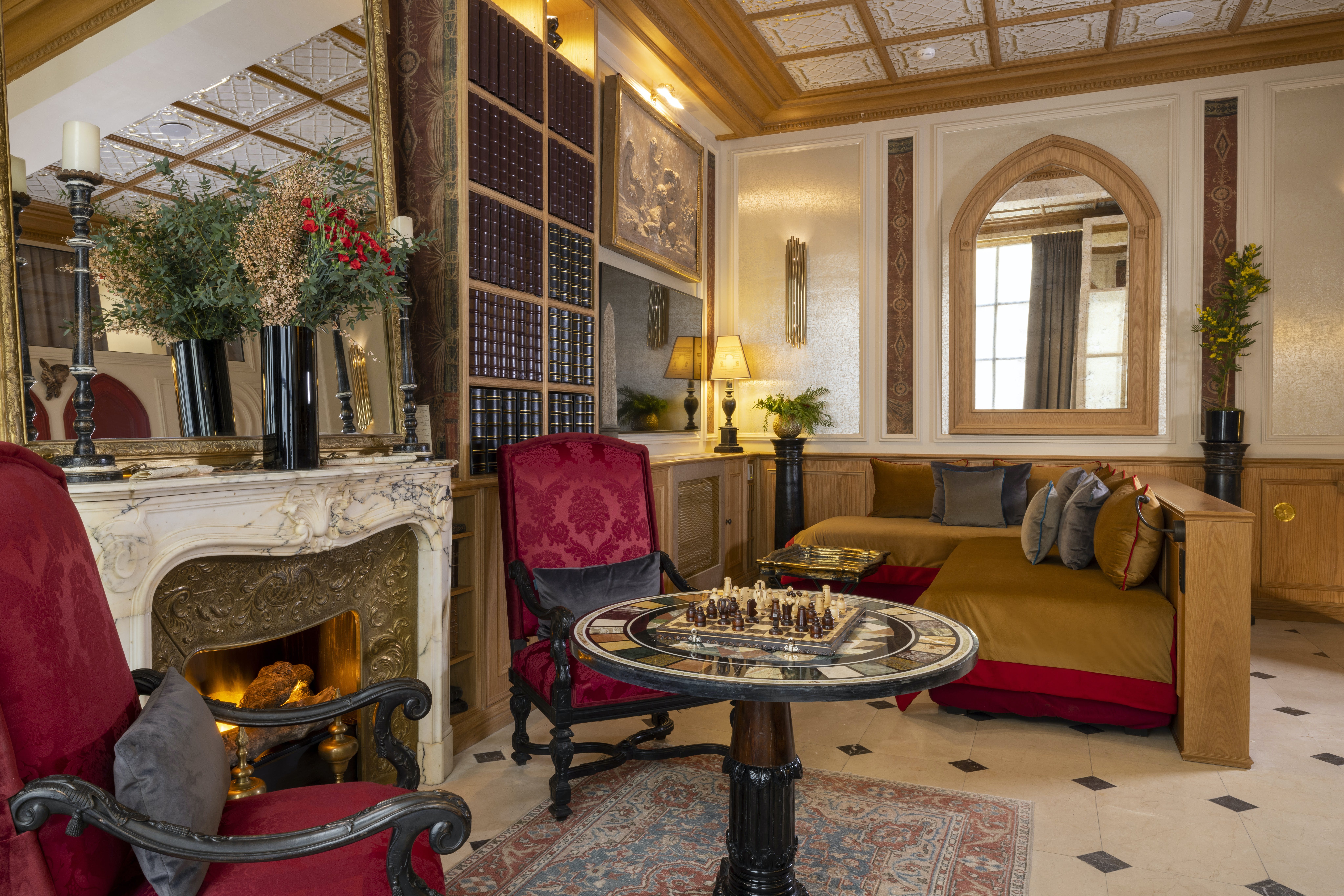 Villa Crépuscule Valadon Saint Germain des Prés – Odéon: Luxury 3-Bedroom Apartment with Sauna and Pool, Saint Germain des Prés
