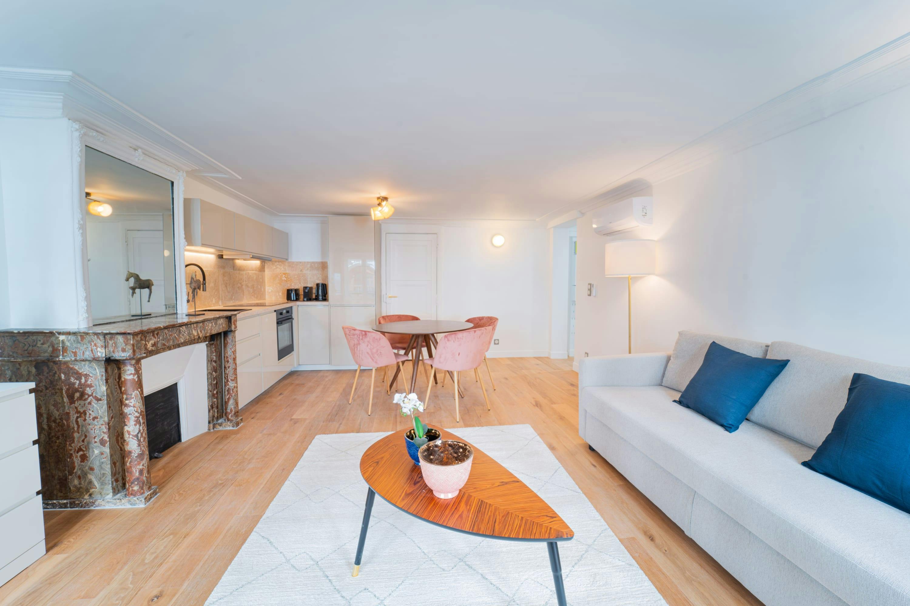 Château Opéralia Paris: Chic 1-Bedroom Apartment with Air-Con and Family Amenities, Opéra Paris
