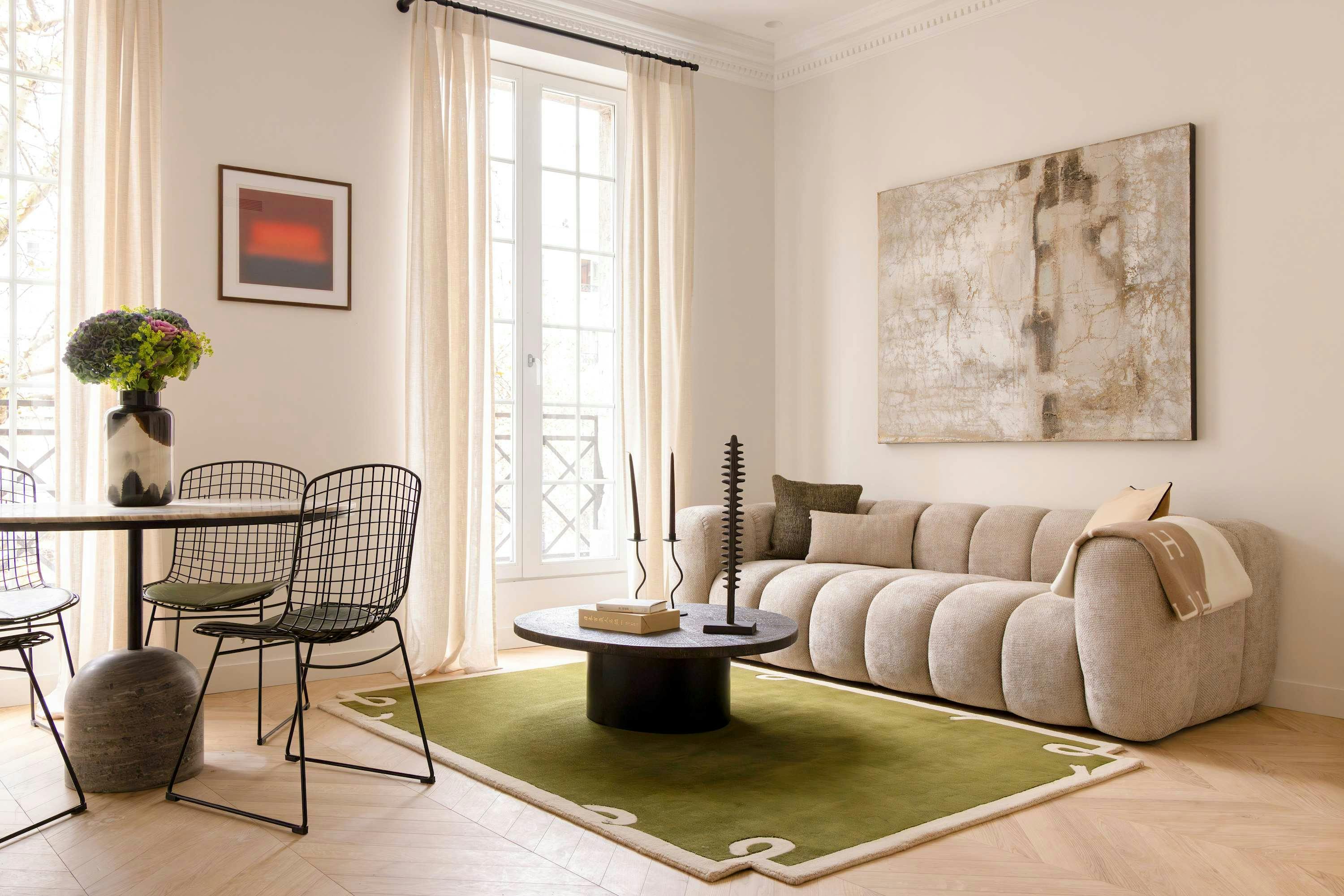 Villa Crépuscule Pigalle Grands Boulevards: Luxury 2-Bedroom Apartment with Elegant Interiors, Grands Boulevards, Paris