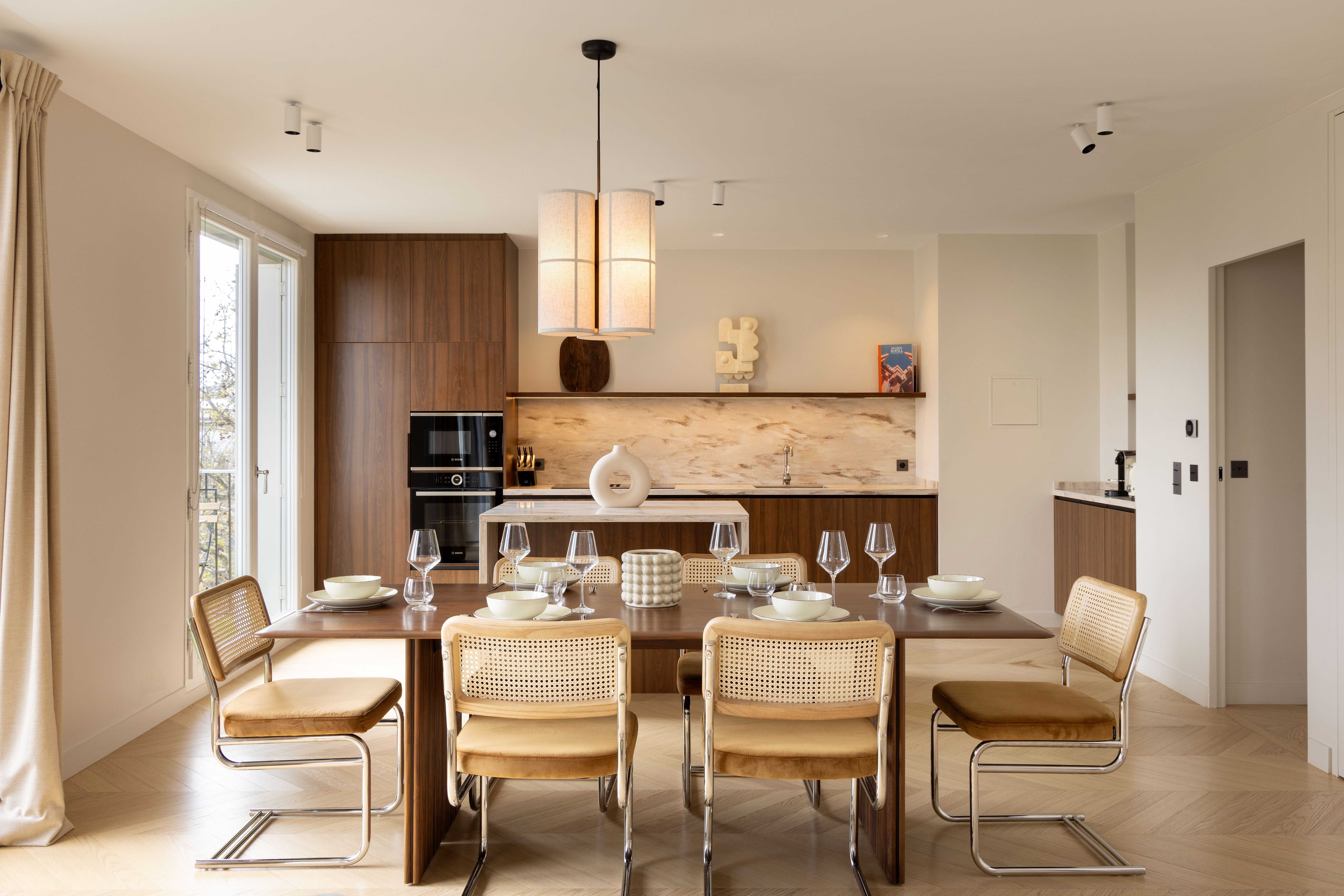 Villa Crépuscule Chaillot Trocadéro: Elegant 3-Bedroom Apartment with Eiffel Views, Trocadéro Paris
