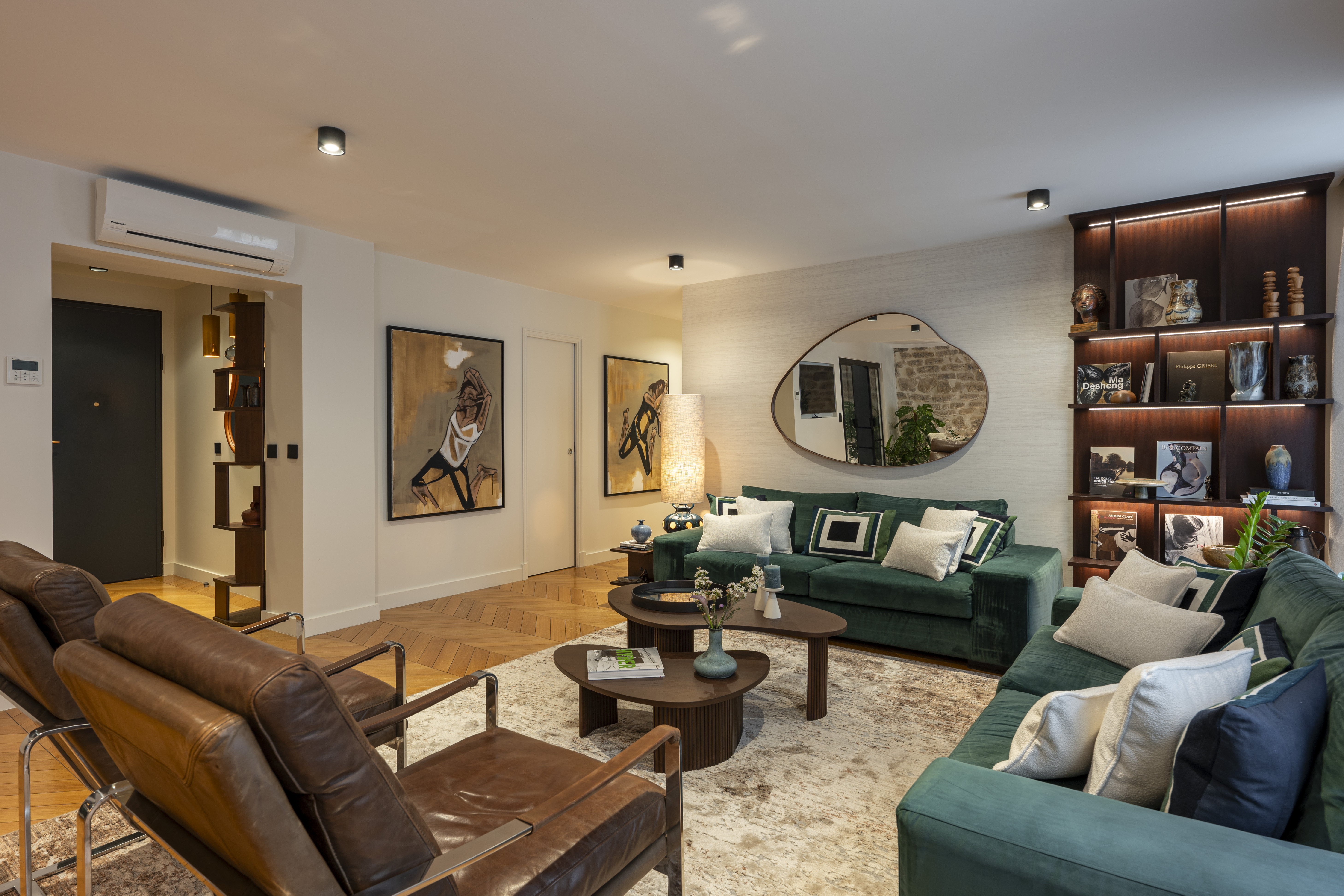 Château Pétrelle Montorgueil: Luxury 4-Bedroom Apartment with Stylish Interiors, Montorgueil – Les Halles