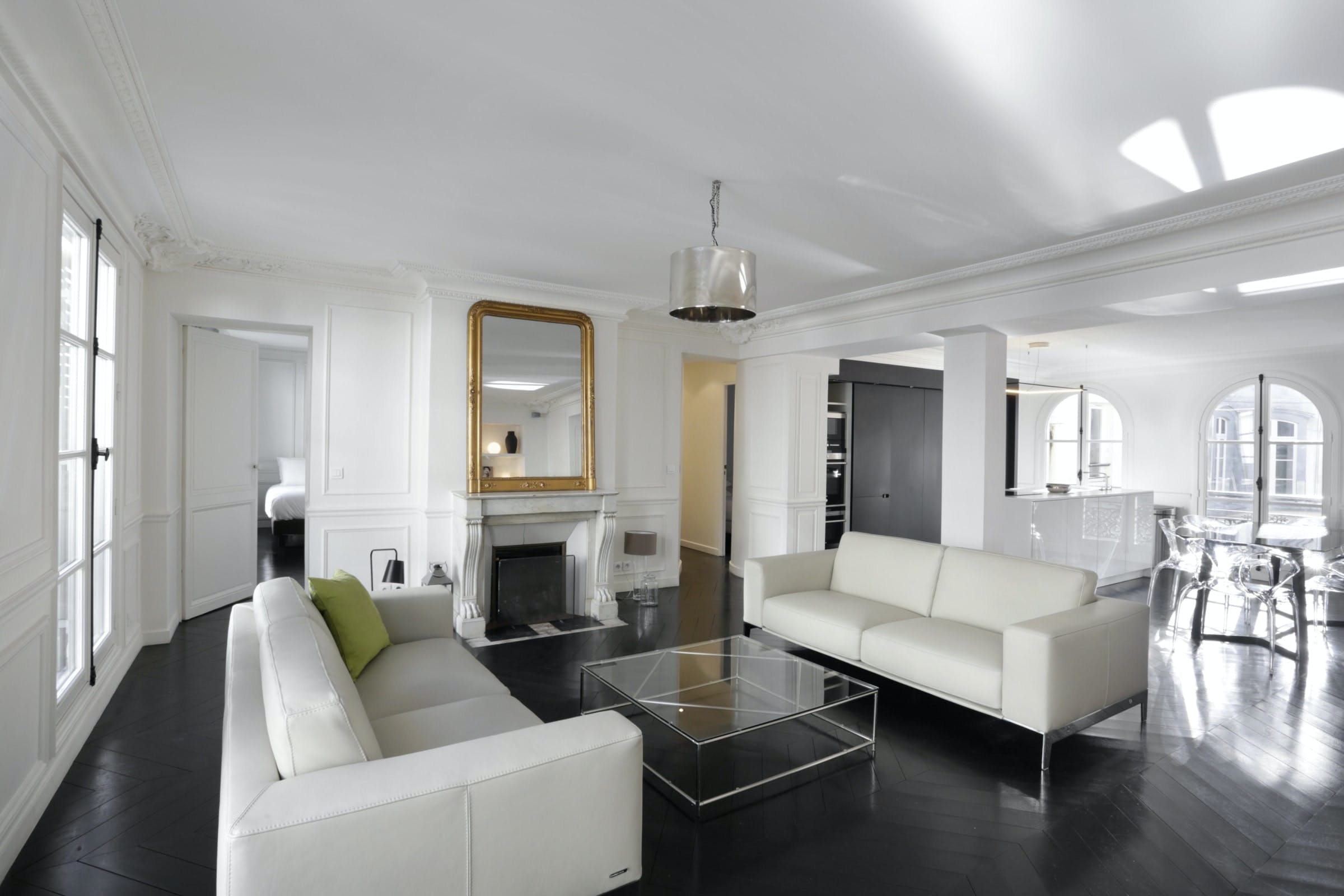 Villa Crépuscule Bonne Nouvelle Grands Boulevards-841319: Spacious 3-Bedroom Apartment Rental with Air Conditioning, Grands Boulevards Paris