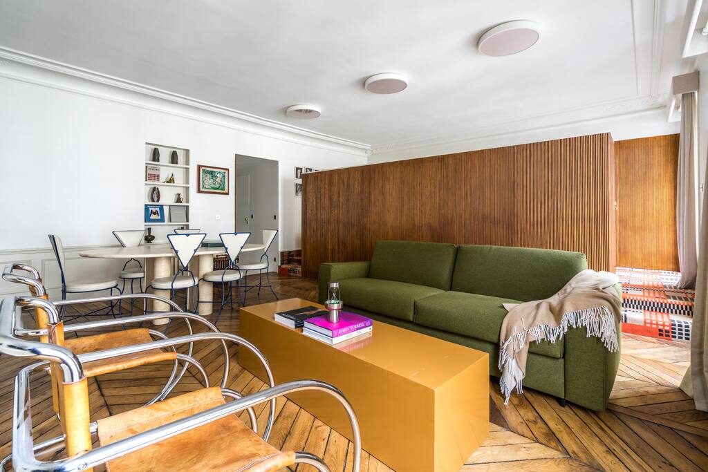 Villa Crépuscule Enesco Montorgueil – Les Halles: Elegant 4-Bedroom Apartment in Central Paris with Family-Friendly Features