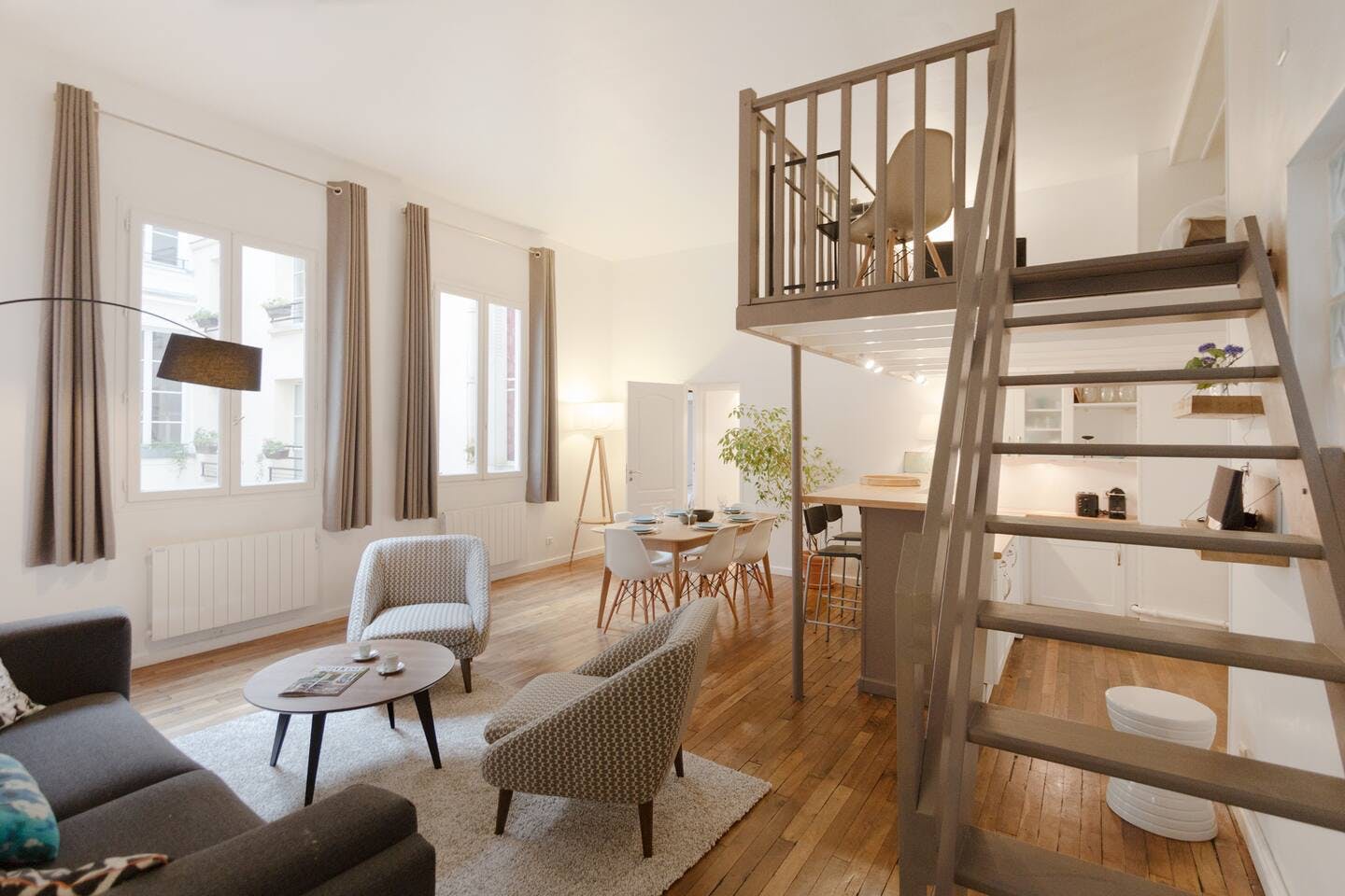 Villa Céladon Colisée Montorgueil – Les Halles: Spacious 4-Bedroom Luxury Apartment for Families, Montorgueil – Les Halles