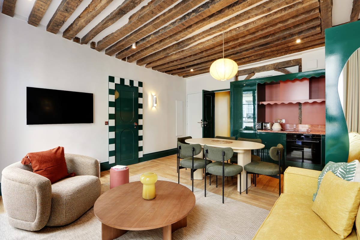 Villa Safran Chaillot Paris: Elegant 2-Bedroom Family-Friendly Apartment, Paris