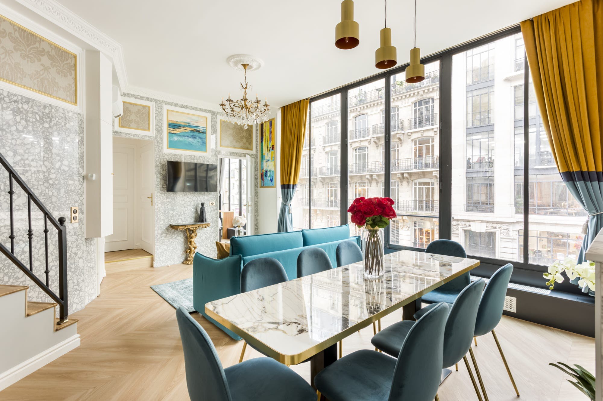 Villa Cramoisi Beaubourg Montorgueil – Les Halles: Spacious 3-Bedroom Apartment with Historical Charm, Paris