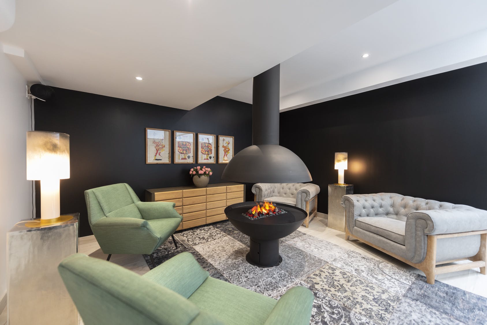 Villa Crépuscule Étoile Arc de Triomphe – Champs-Élysées: Elegant 2-Bedroom Apartment with Chic Design, Arc de Triomphe