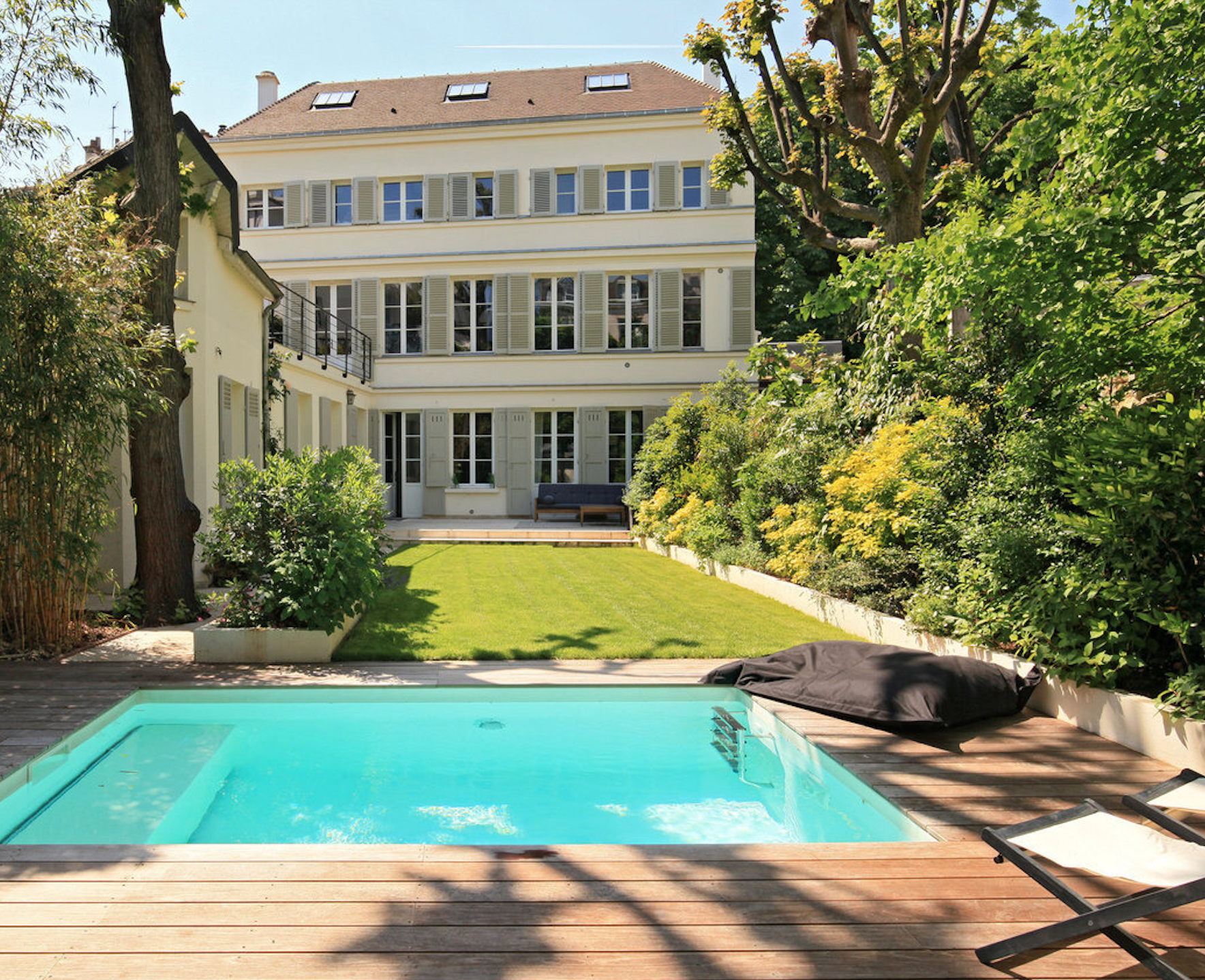 Villa Safran Arcueil Latin Quarter: Elegant 6-Bedroom Luxury Villa with Pool, Latin Quarter Paris