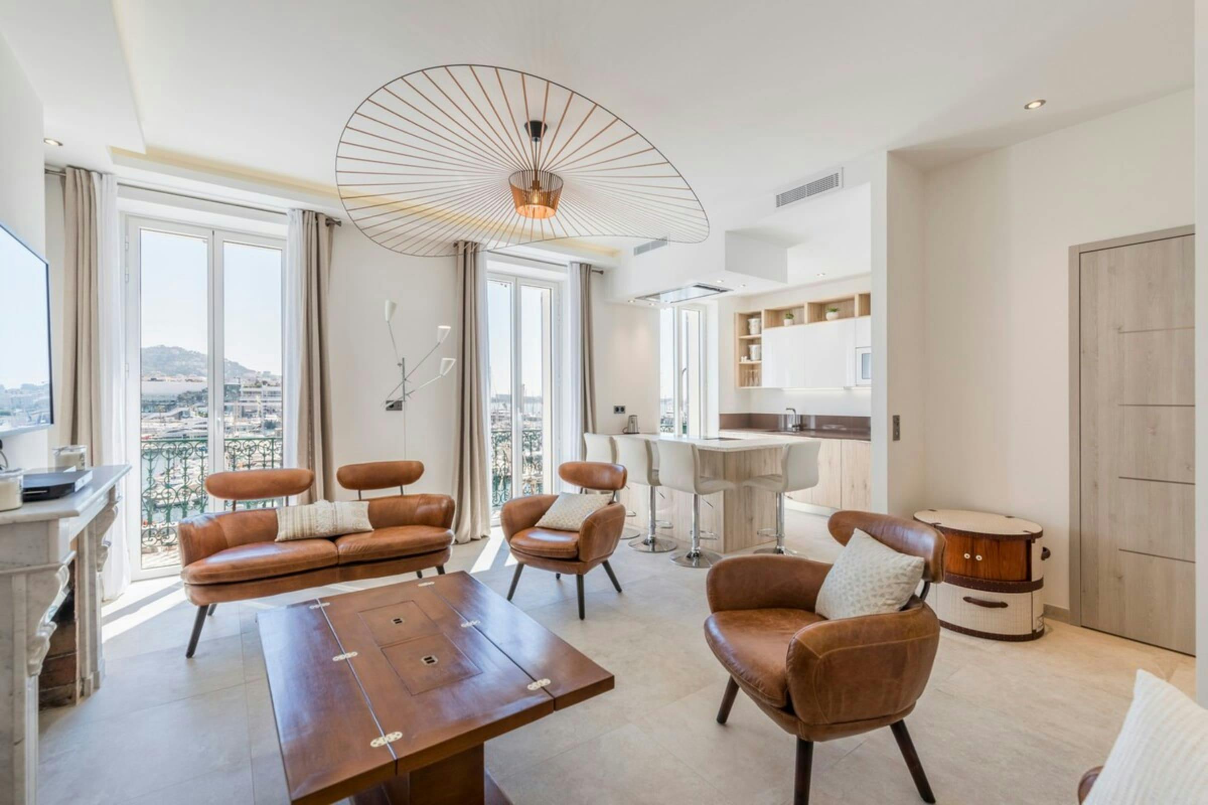 Villa Crépuscule Vallon Cannes-826542: Stylish 2-Bedroom Apartment with Sea Views and Air-Con, Cannes