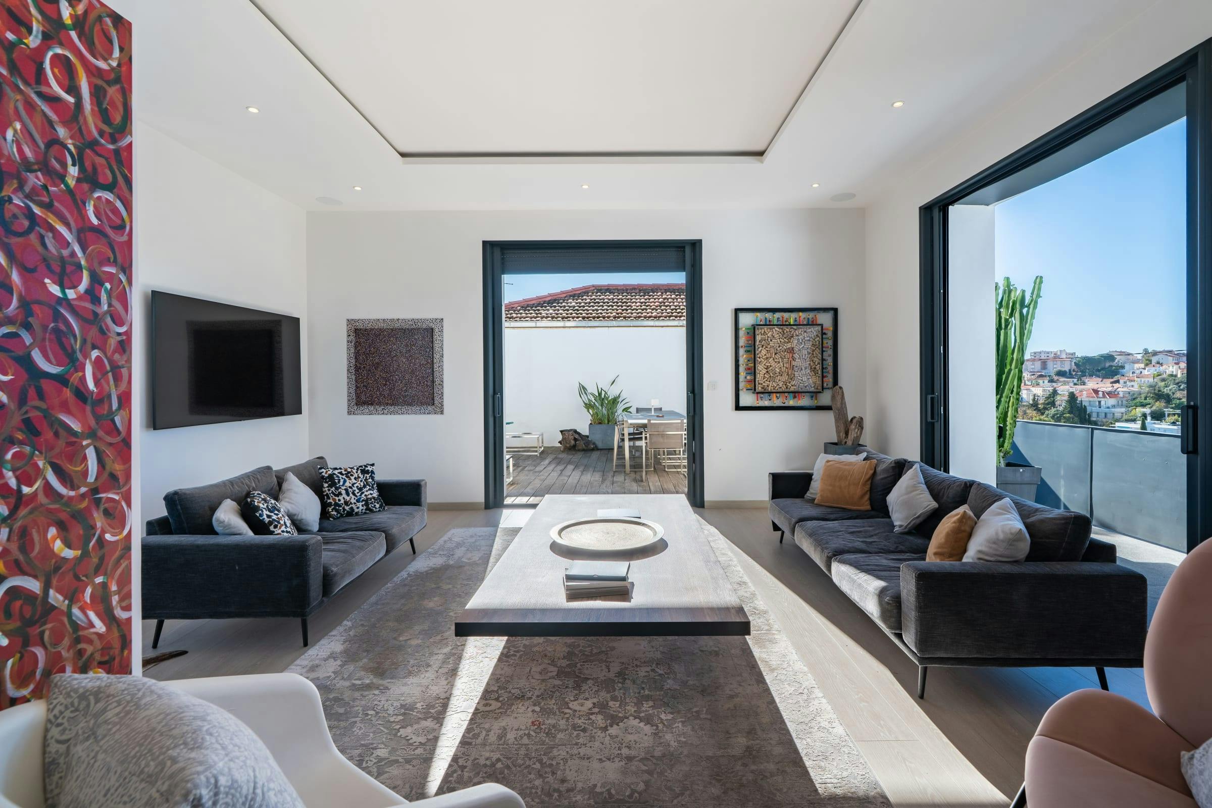 Villa Crépuscule Basse Californie Cannes-823321: Luxury 3-Bedroom Villa with Covered Pool and Sea Views, Cannes